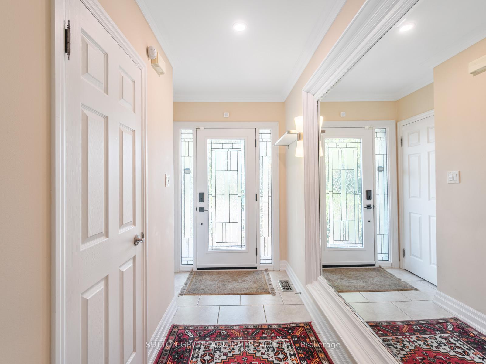 Photo 2 of 298 Sonoma Boulevard, Vaughan, Sonoma Heights — HOMEH
