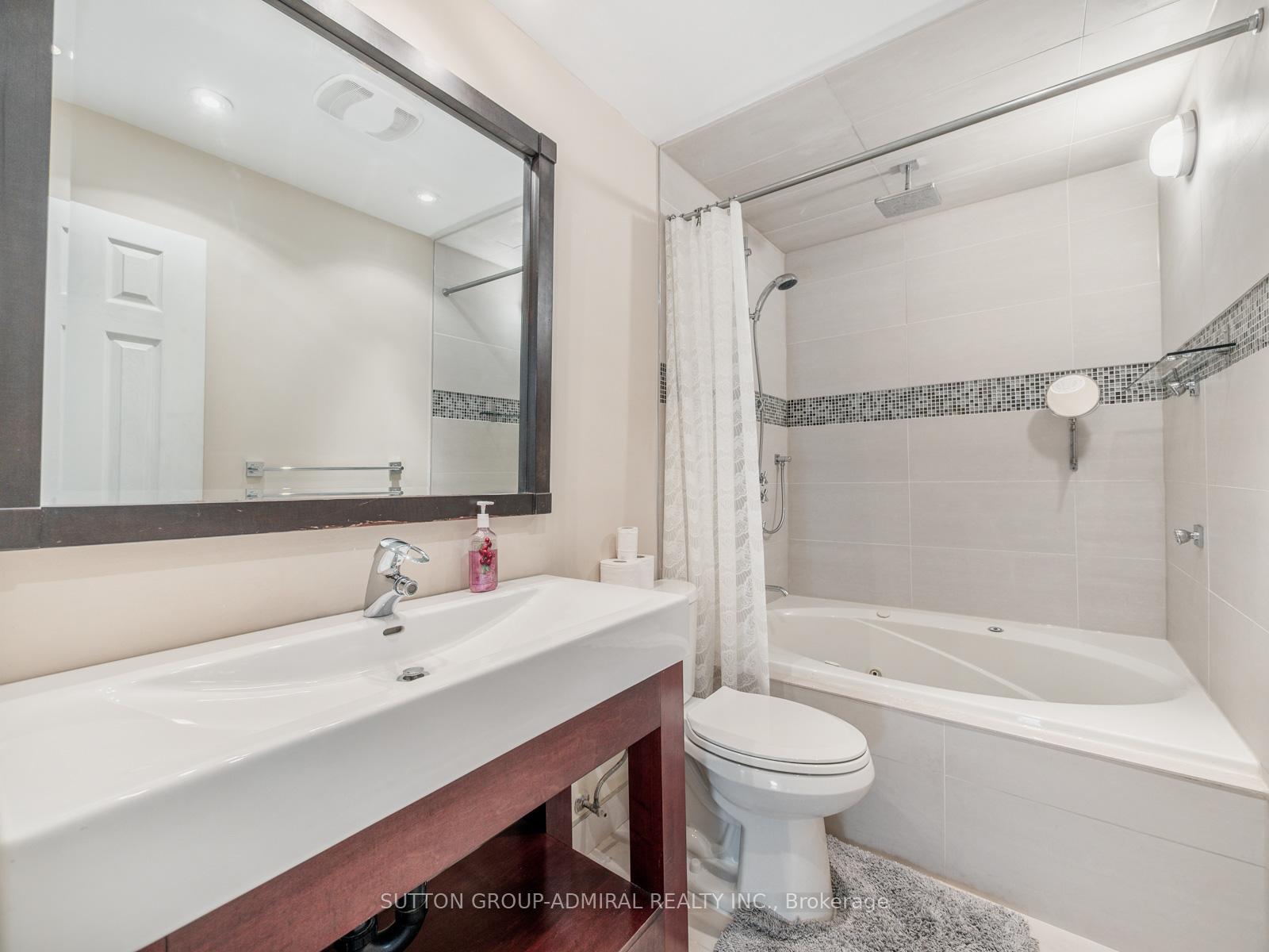 Photo 34 of 298 Sonoma Boulevard, Vaughan, Sonoma Heights — HOMEH