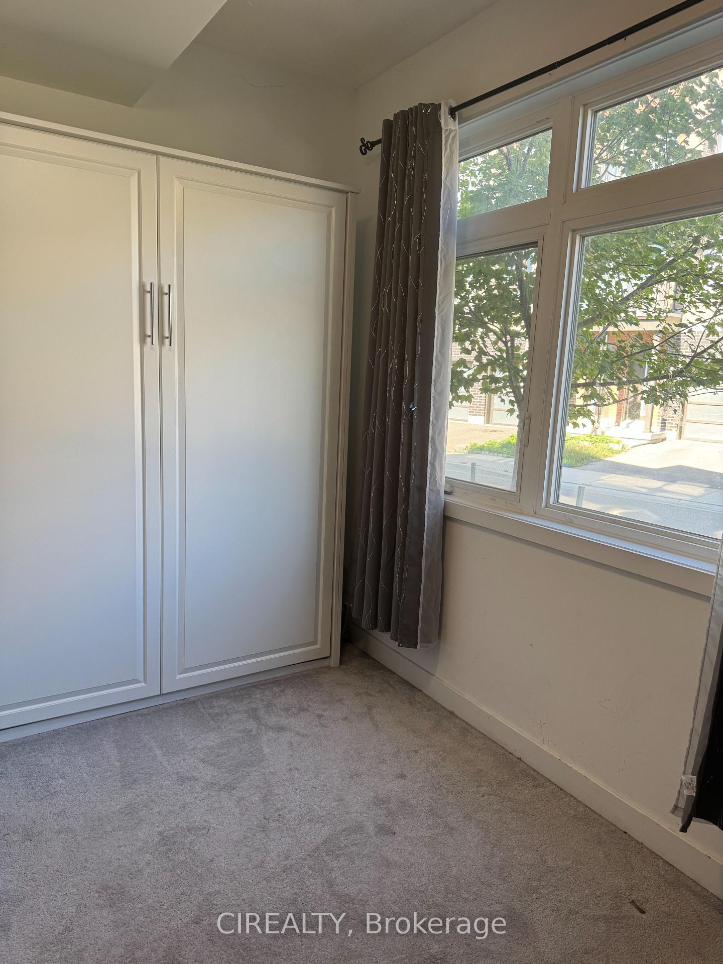 Photo 2 of 46 Engel Street, Vaughan, Vaughan Grove — HOMEH