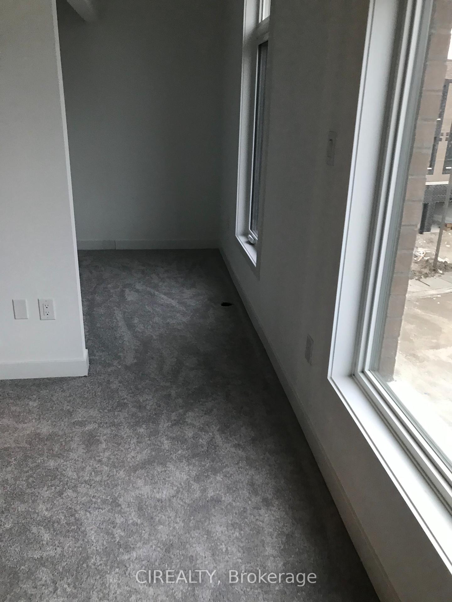 Photo 11 of 46 Engel Street, Vaughan, Vaughan Grove — HOMEH