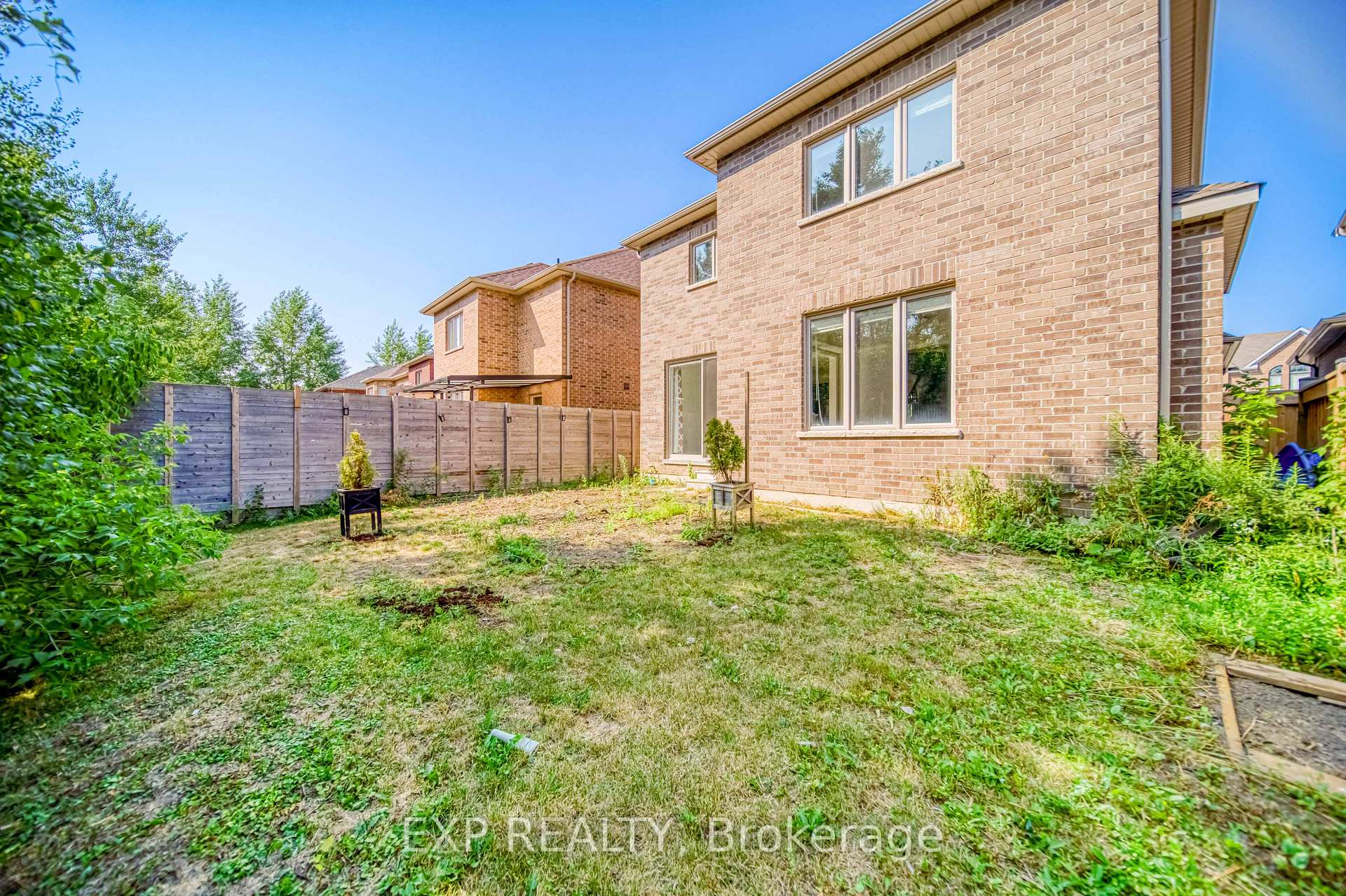 Photo 37 of 9 Armour Street, Whitby, Taunton North — HOMEH