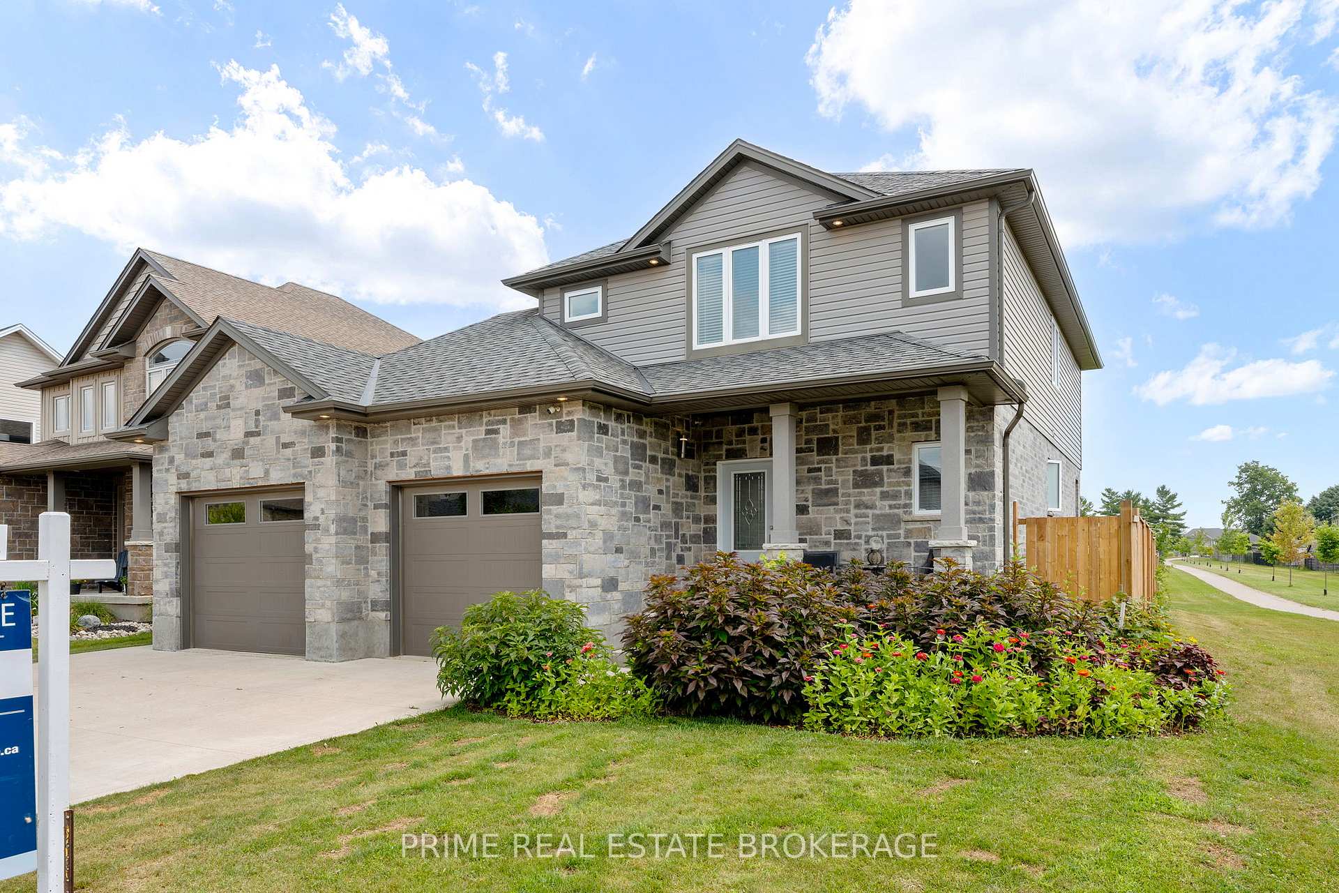 Photo 2 of 95 Boyd Boulevard, Zorra, Thamesford — HOMEH