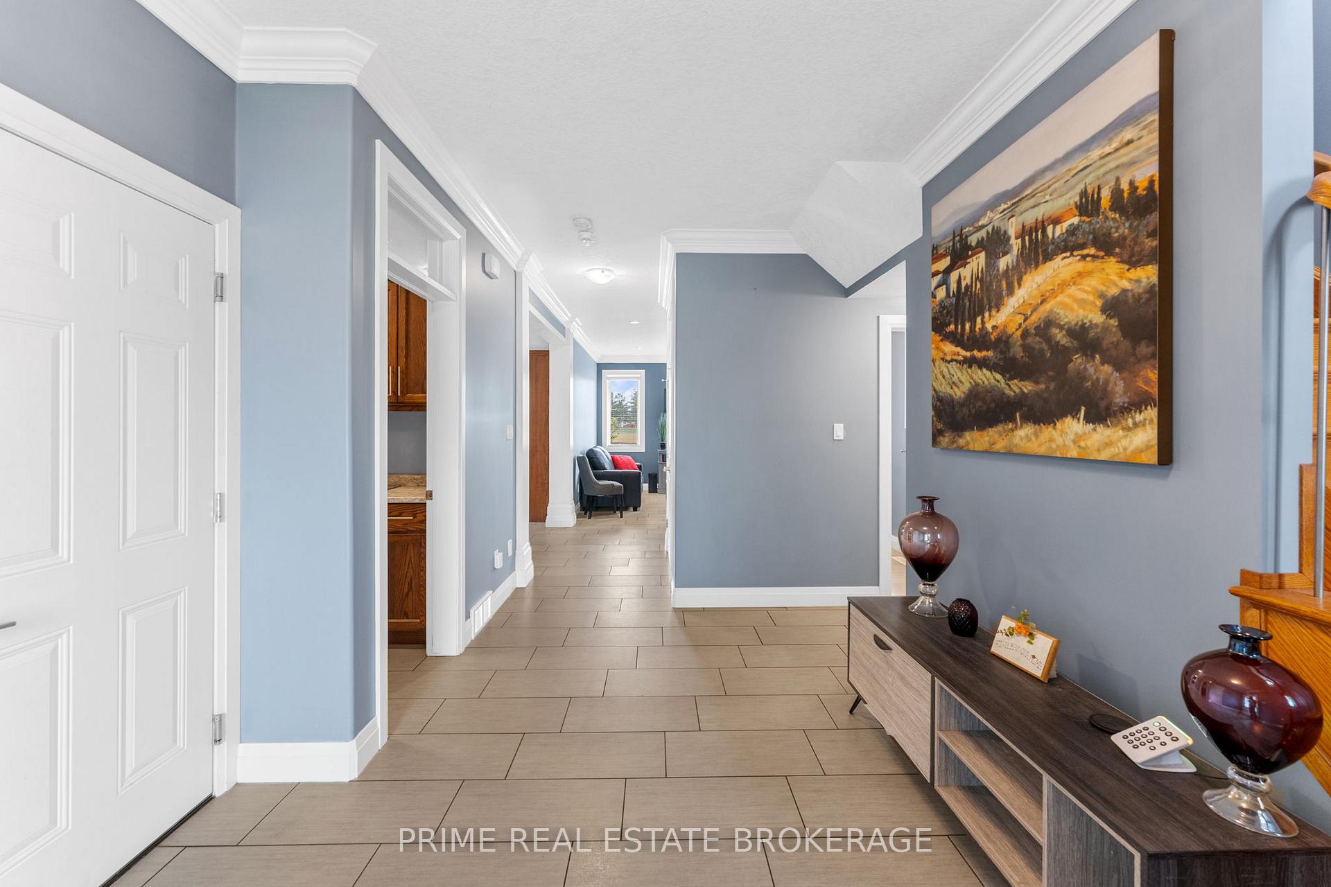 Photo 3 of 95 Boyd Boulevard, Zorra, Thamesford — HOMEH