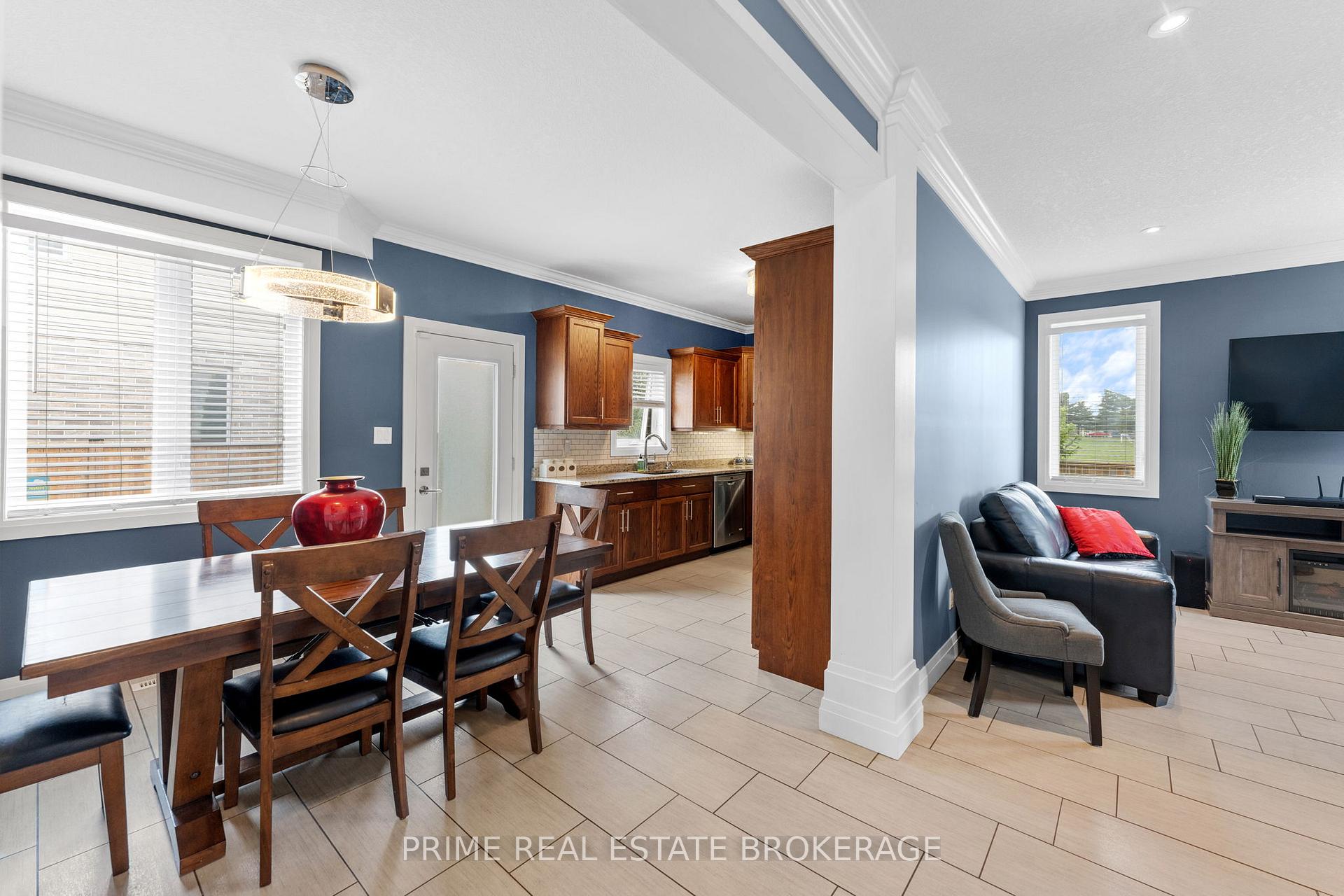Photo 5 of 95 Boyd Boulevard, Zorra, Thamesford — HOMEH