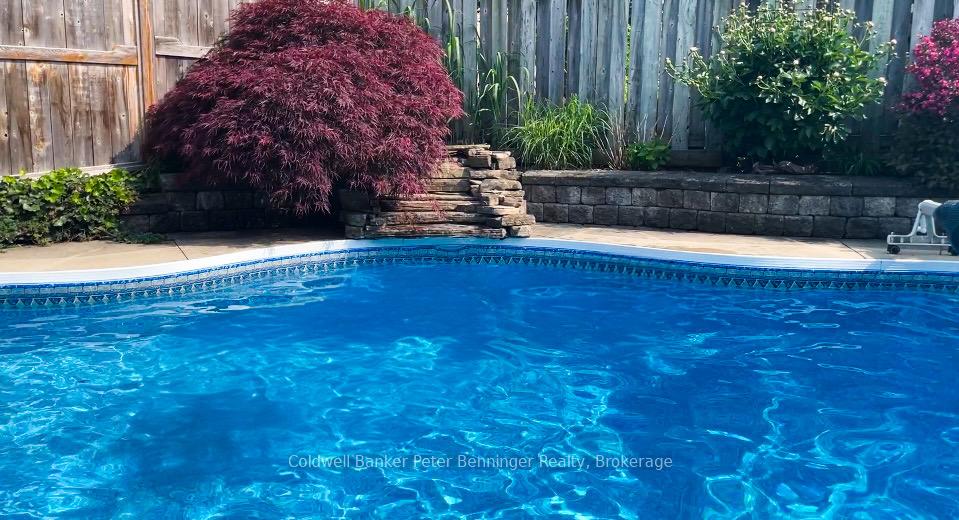 Photo 11 of 263 Canterbury Drive, Waterloo — HOMEH