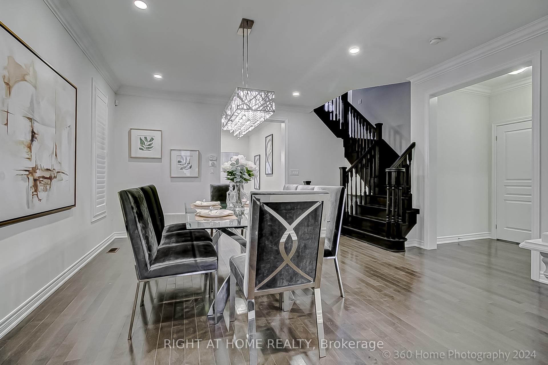 Photo 5 of 102 Wilfred Murison Avenue, Markham, Berczy — HOMEH