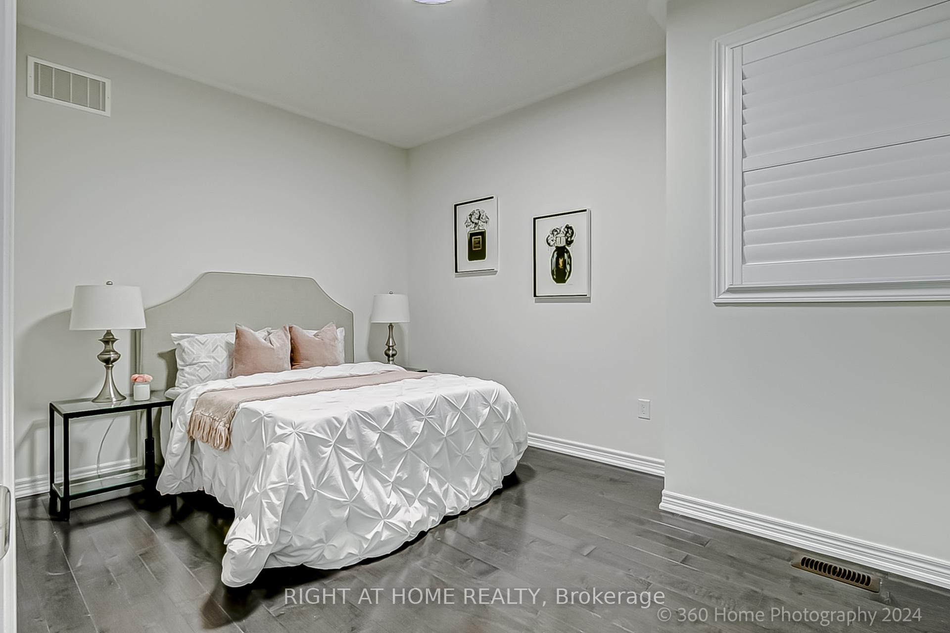 Photo 20 of 102 Wilfred Murison Avenue, Markham, Berczy — HOMEH