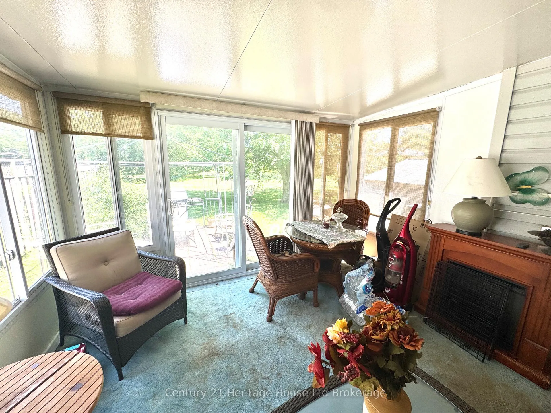 Photo 16 of 369 Riverside Drive, Welland, Broadway — HOMEH