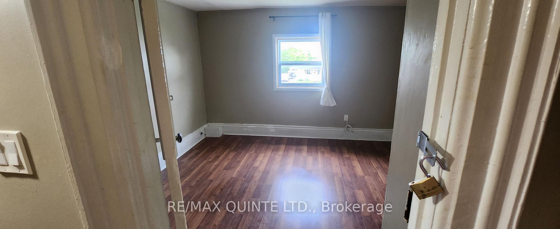 Photo 13 of 6 Brassey Street, Belleville, Belleville Ward — HOMEH