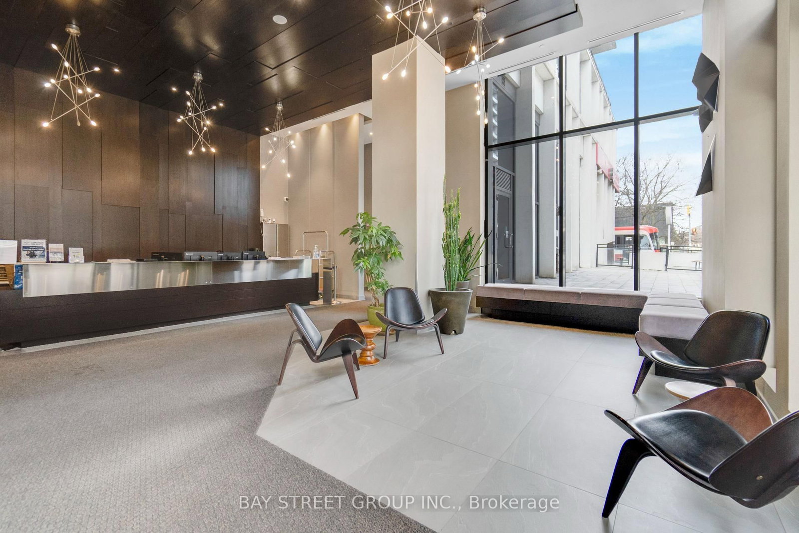 Photo 6 of Unit 803, 170 Sumach St, Toronto, Regent Park — HOMEH