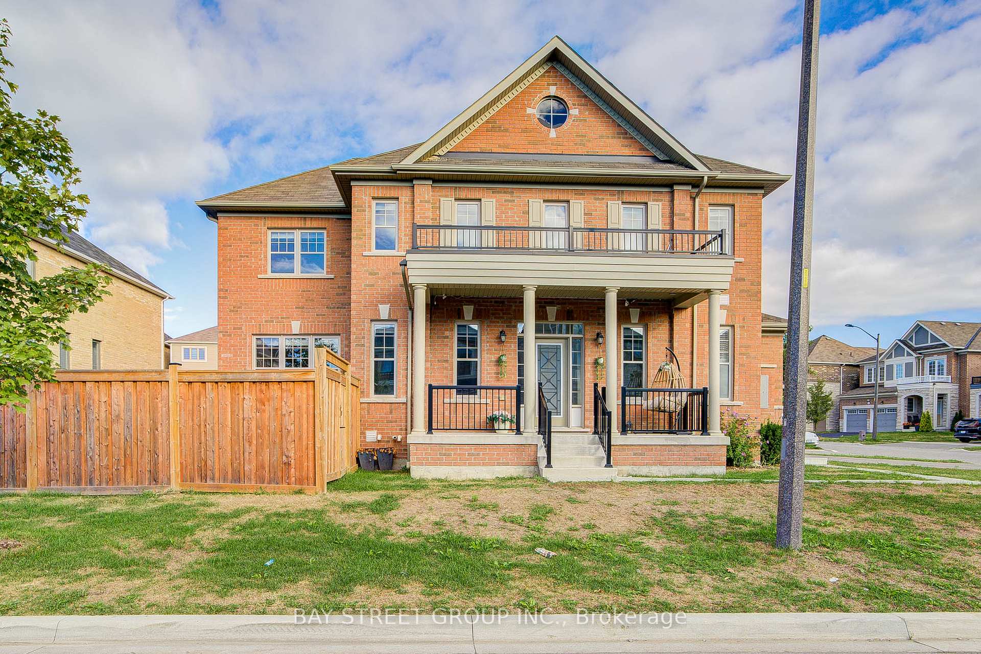Photo 1 of 160 Westfield Drive, Whitby, Rural Whitby — HOMEH