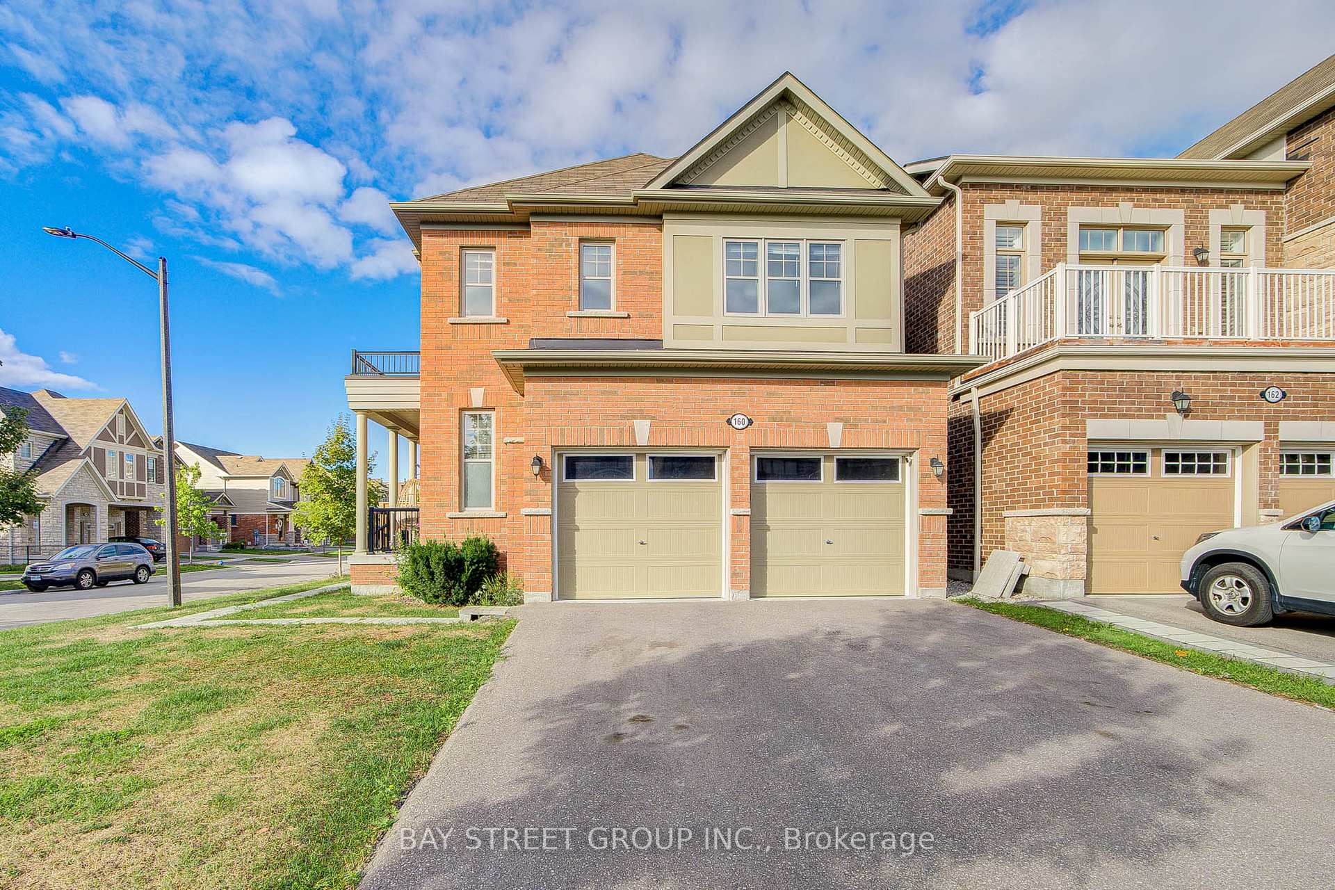 Photo 2 of 160 Westfield Drive, Whitby, Rural Whitby — HOMEH