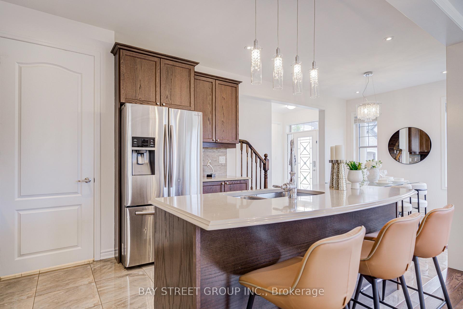 Photo 16 of 160 Westfield Drive, Whitby, Rural Whitby — HOMEH
