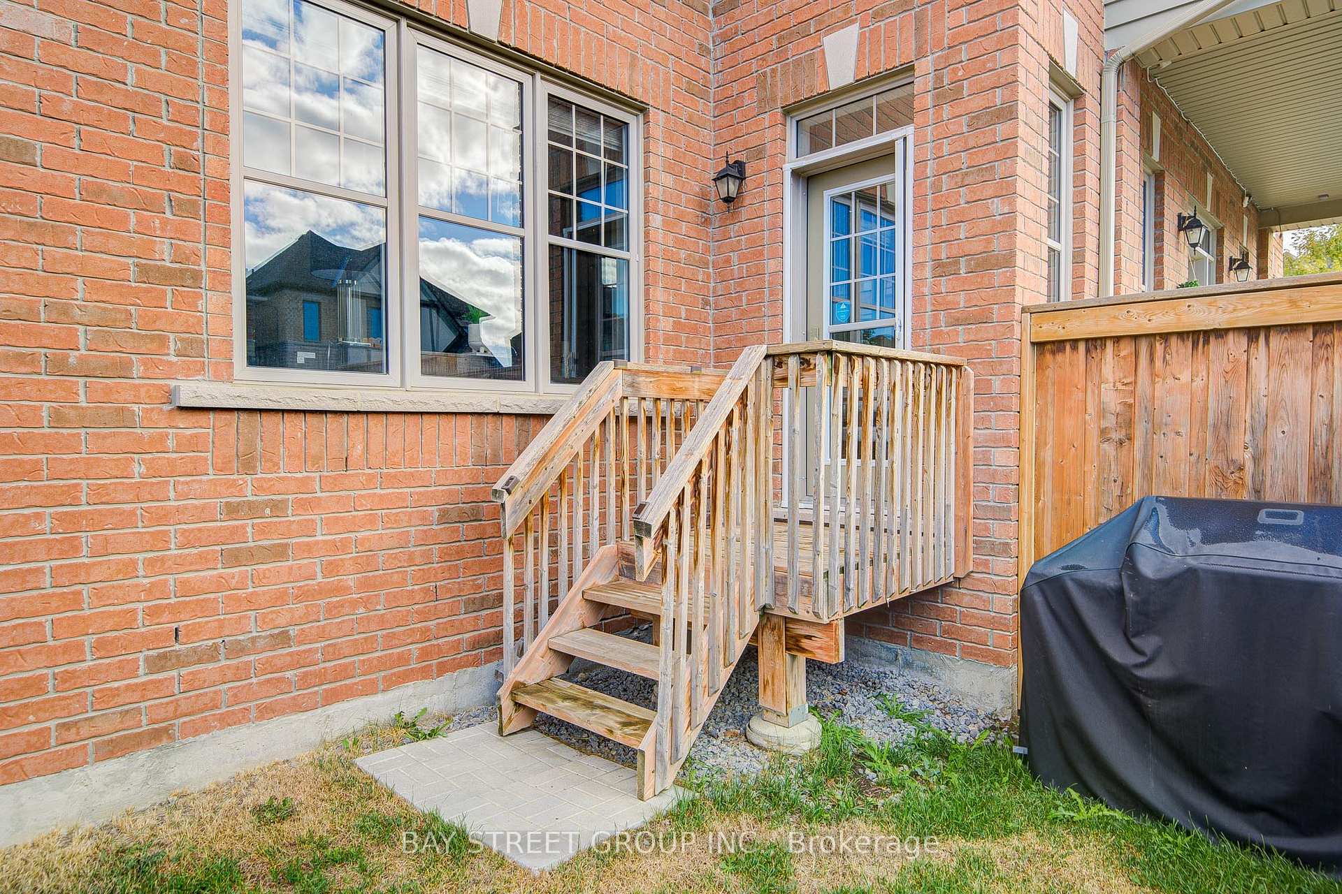 Photo 33 of 160 Westfield Drive, Whitby, Rural Whitby — HOMEH
