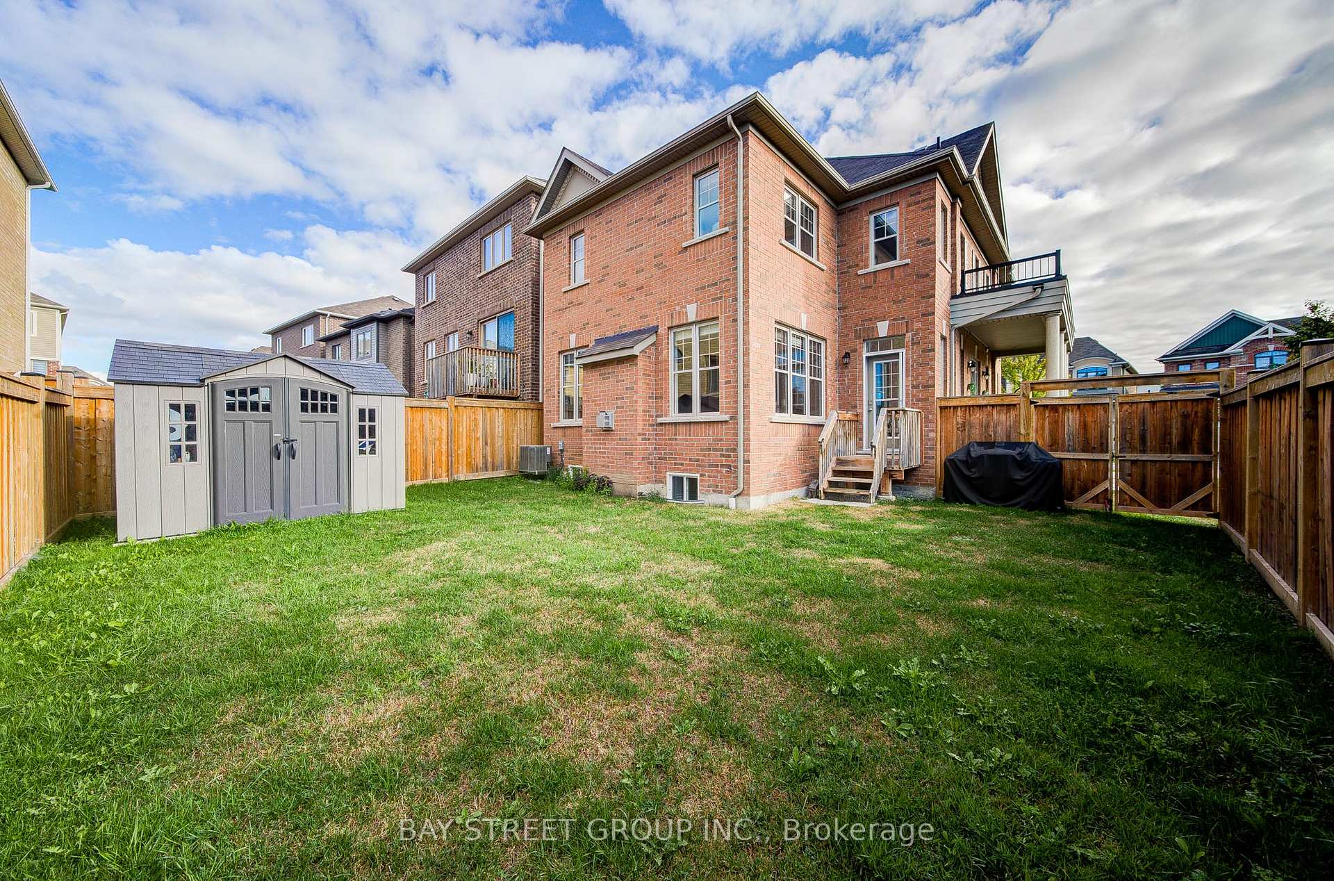 Photo 35 of 160 Westfield Drive, Whitby, Rural Whitby — HOMEH