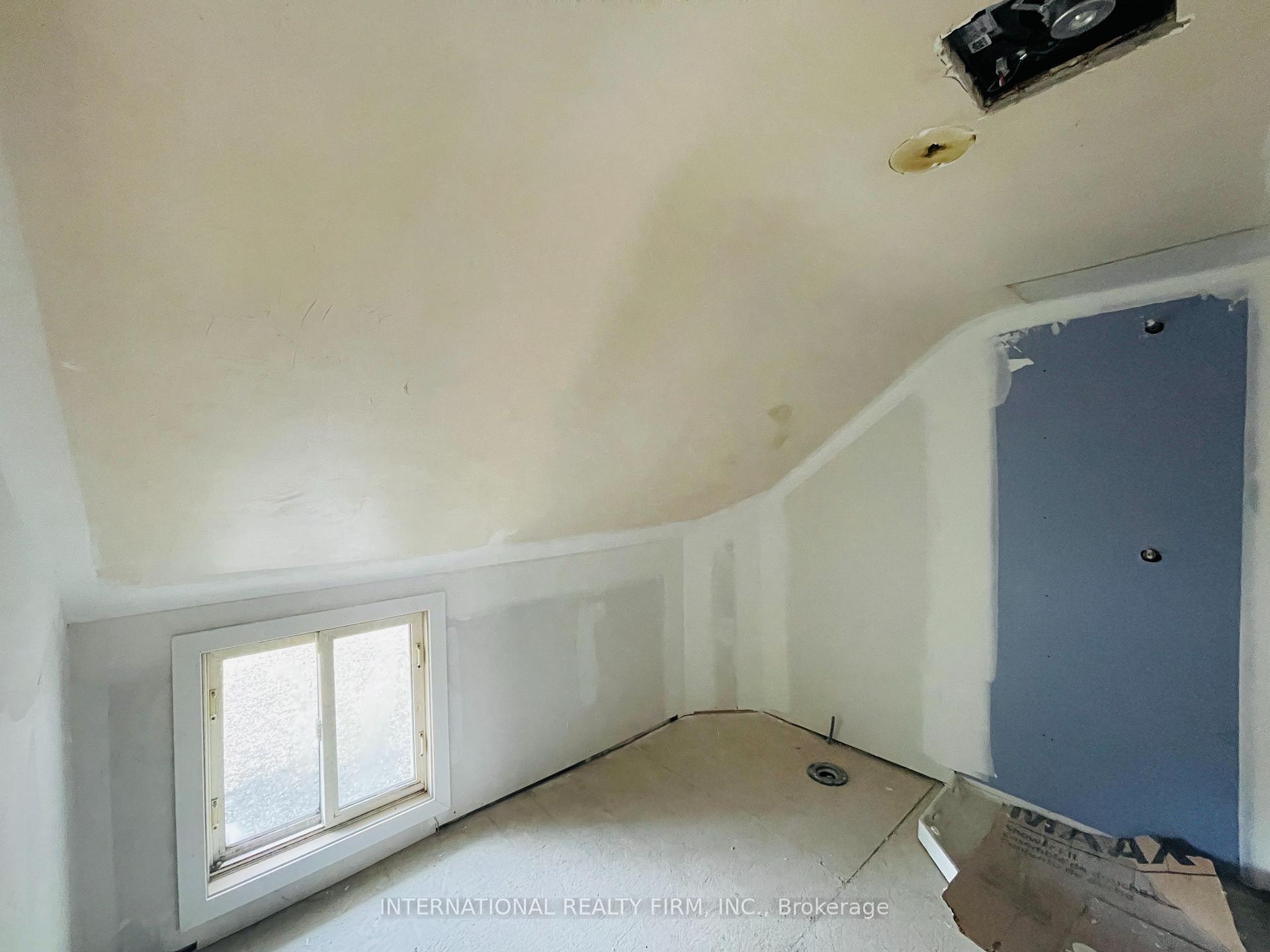 Photo 10 of 171 King Street, Welland, Welland Downtown — HOMEH