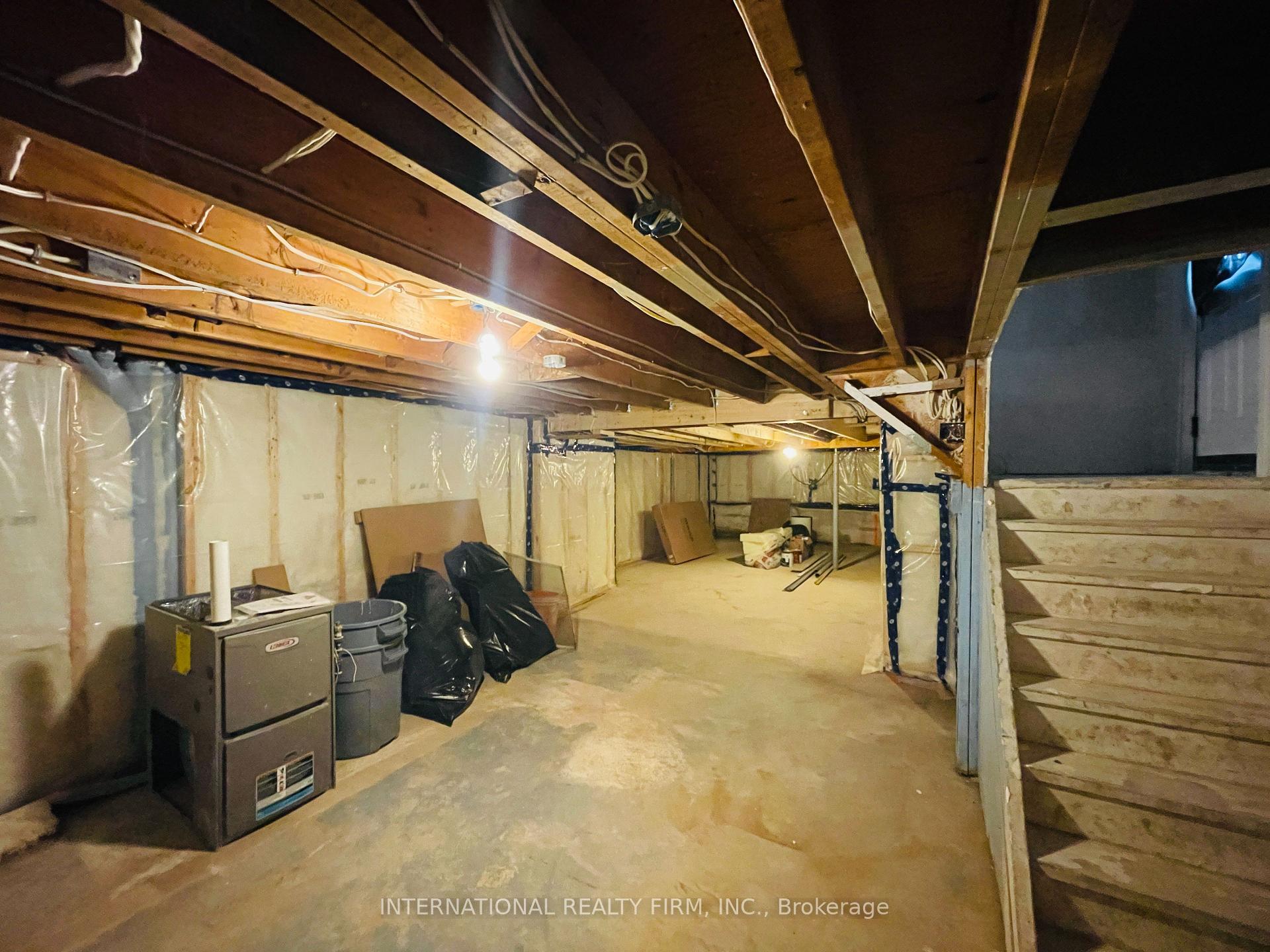 Photo 16 of 171 King Street, Welland, Welland Downtown — HOMEH