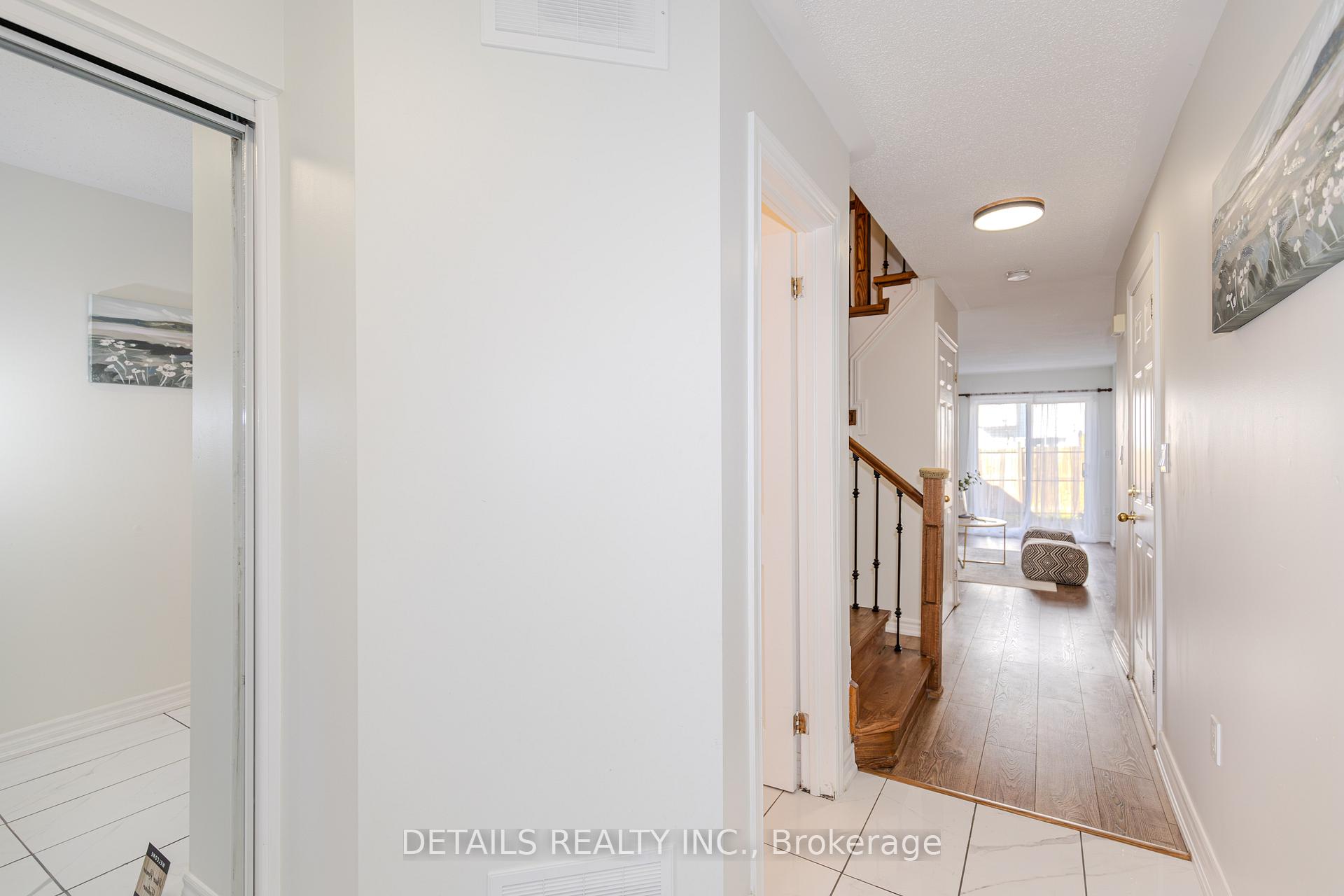 Photo 2 of 2592 Crosscut Terrace, Ottawa, Emerald Woods/Sawmill Creek — HOMEH