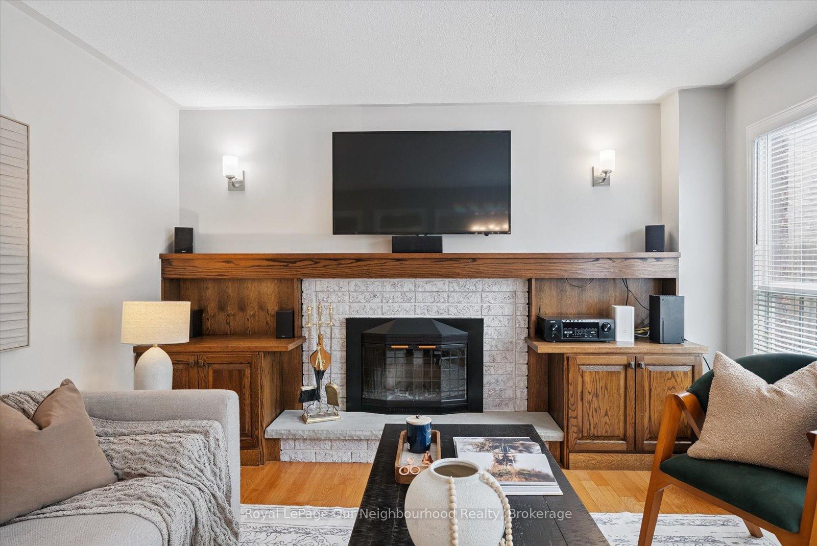 Photo 14 of 43 Ringwood Drive, Whitby, Rolling Acres — HOMEH