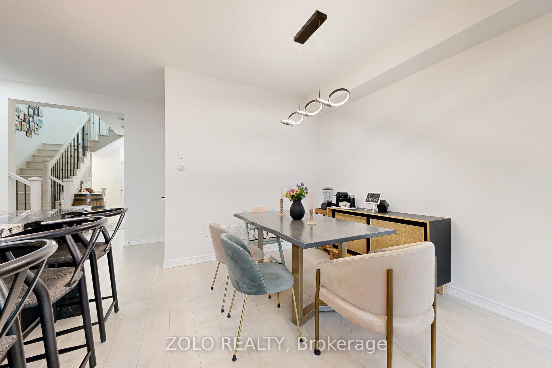 Photo 10 of 576 Barons Street, Vaughan, Kleinburg — HOMEH