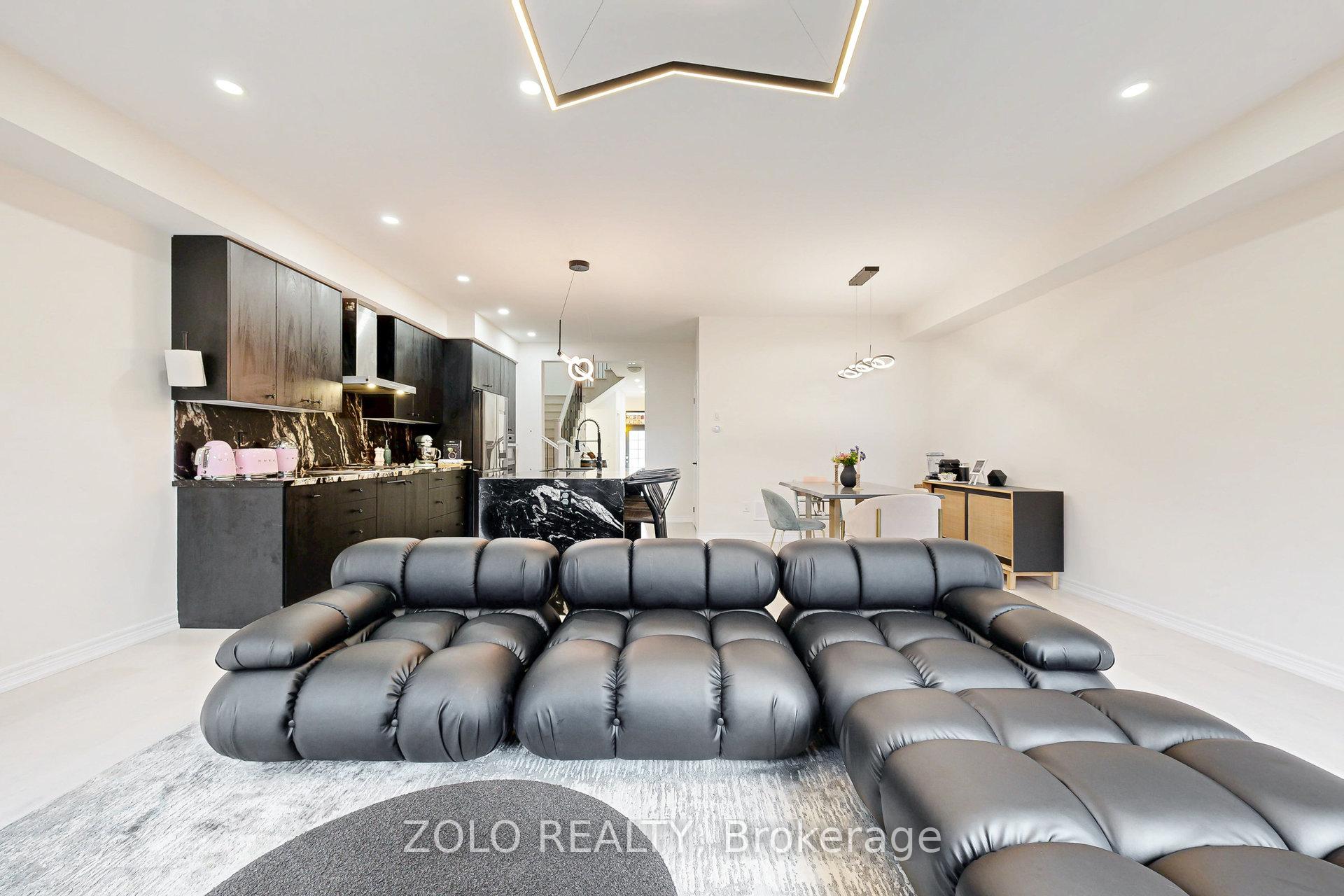 Photo 16 of 576 Barons Street, Vaughan, Kleinburg — HOMEH