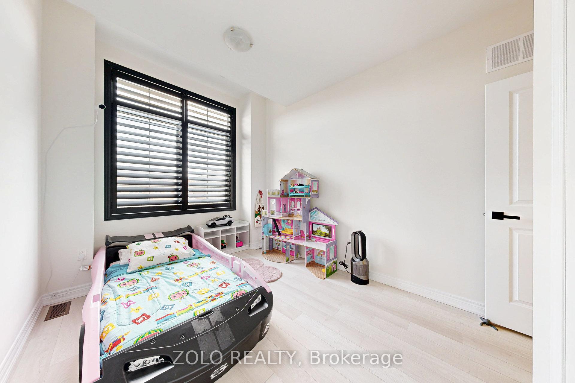 Photo 21 of 576 Barons Street, Vaughan, Kleinburg — HOMEH