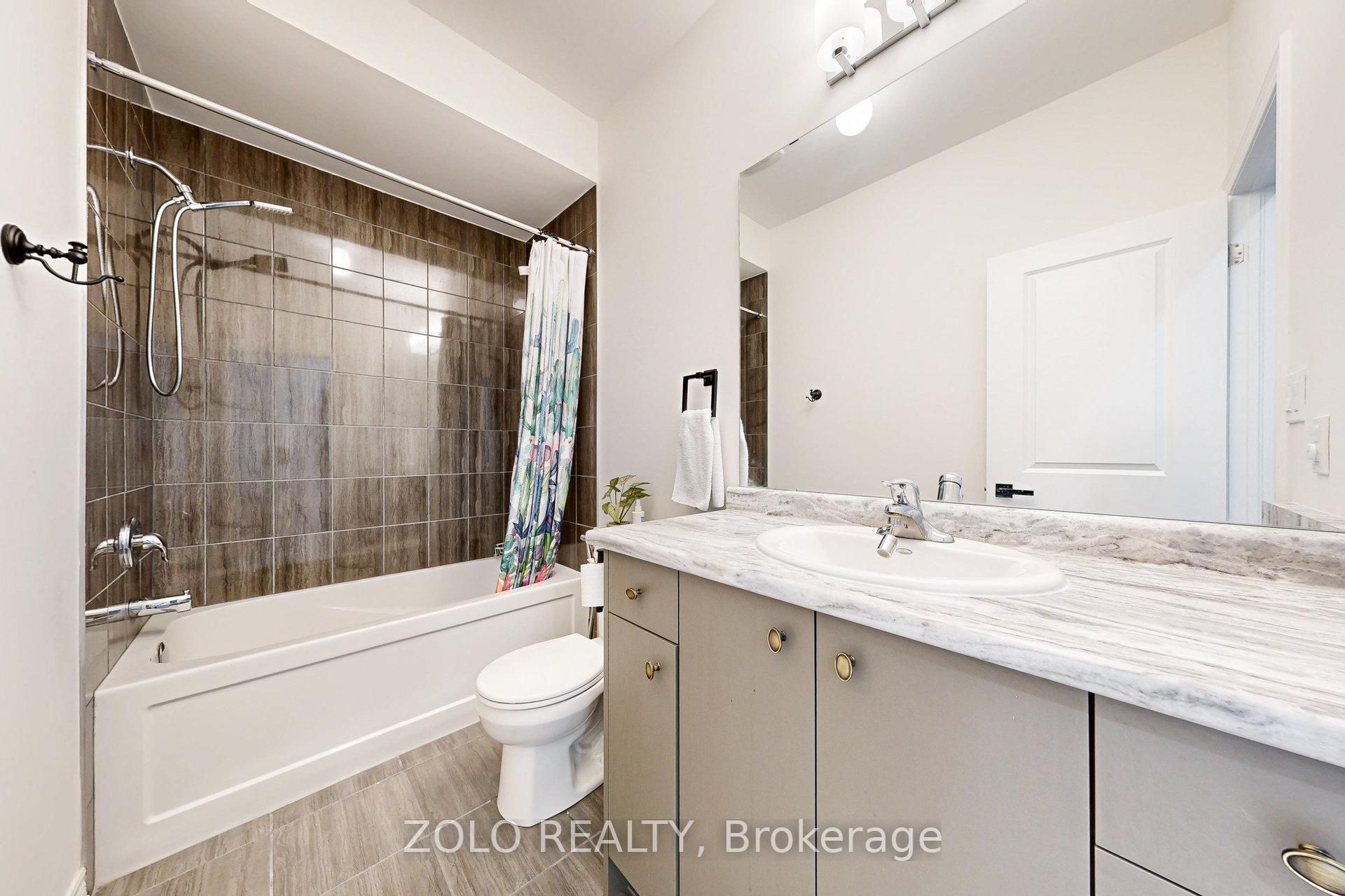 Photo 23 of 576 Barons Street, Vaughan, Kleinburg — HOMEH