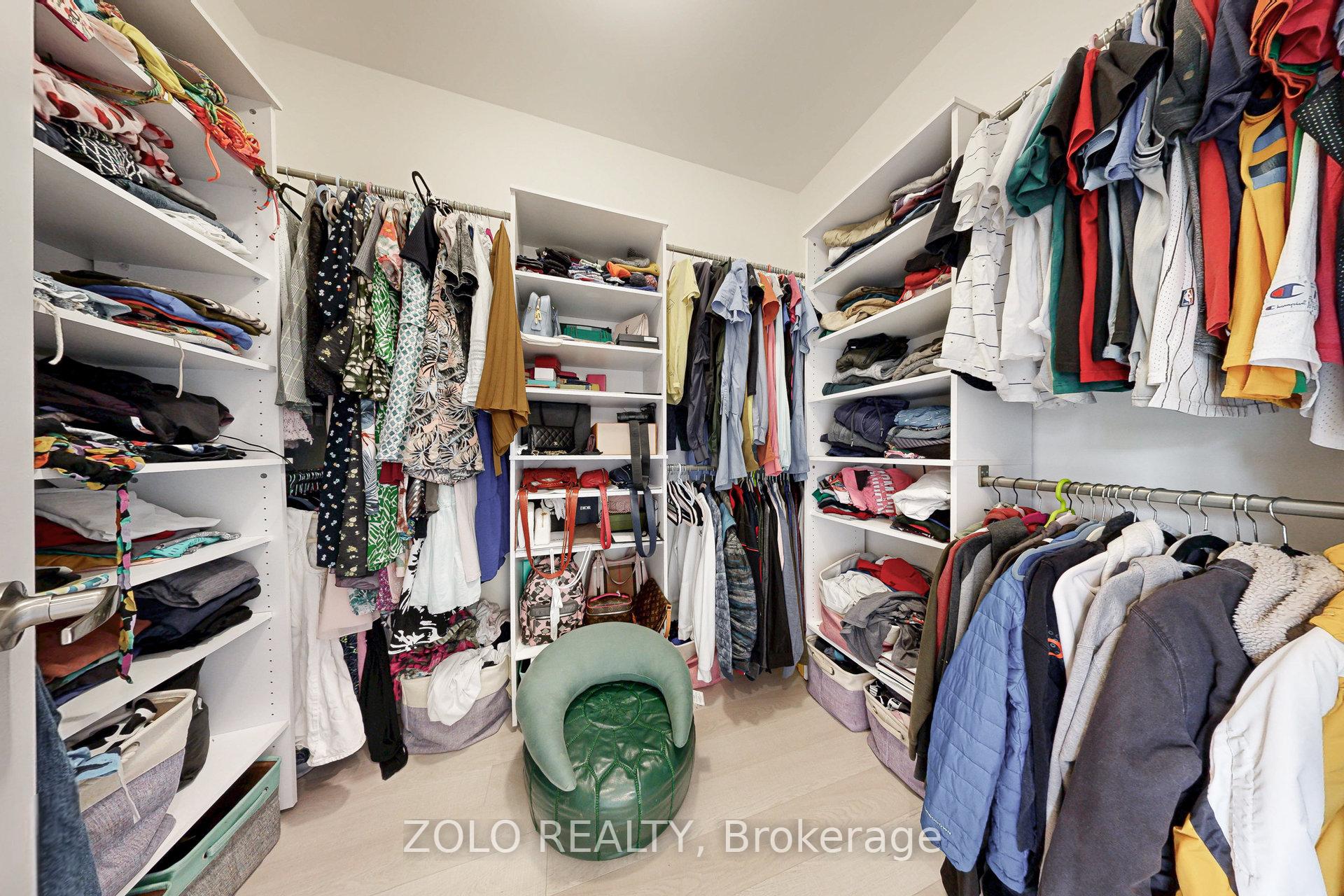 Photo 33 of 576 Barons Street, Vaughan, Kleinburg — HOMEH