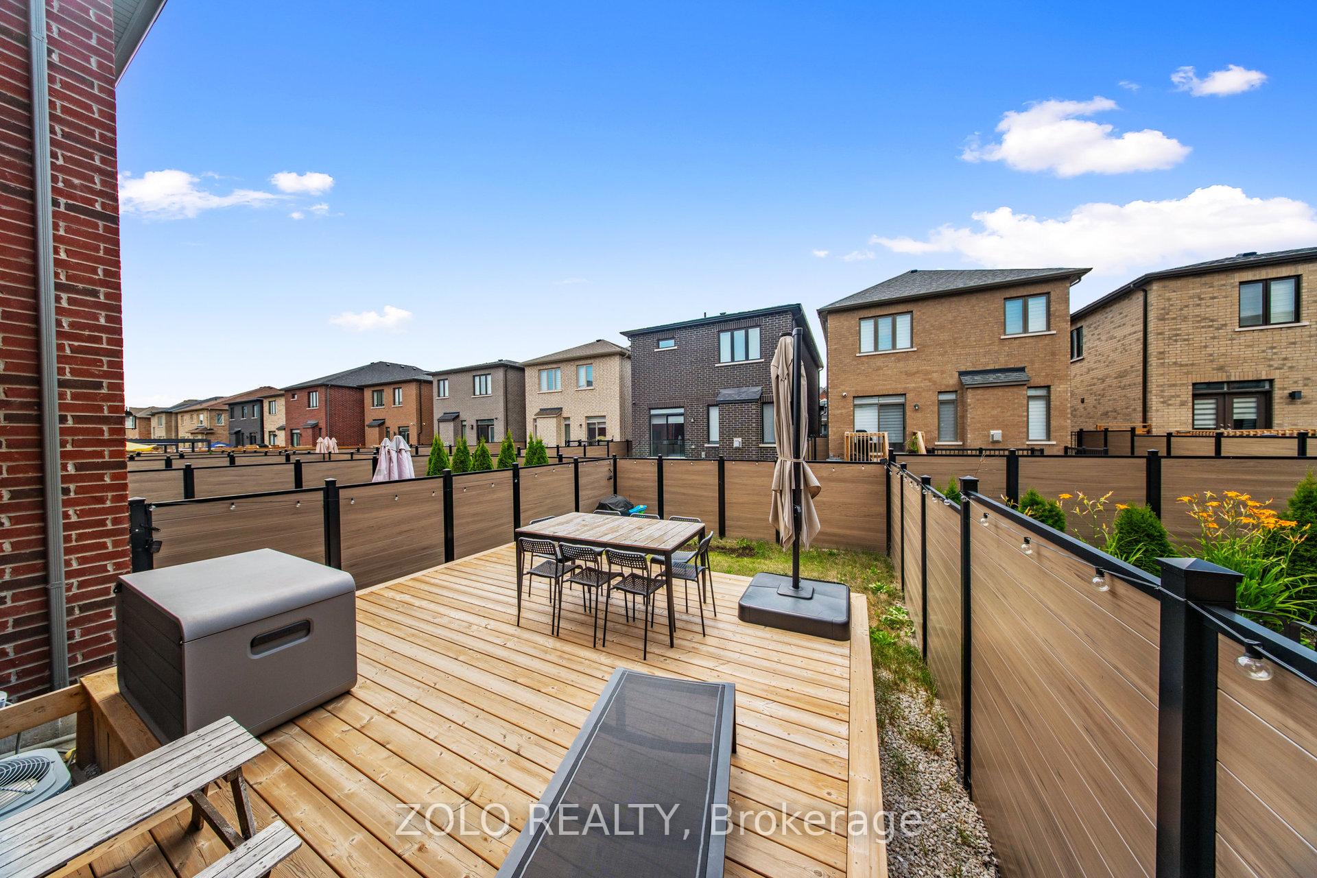 Photo 36 of 576 Barons Street, Vaughan, Kleinburg — HOMEH