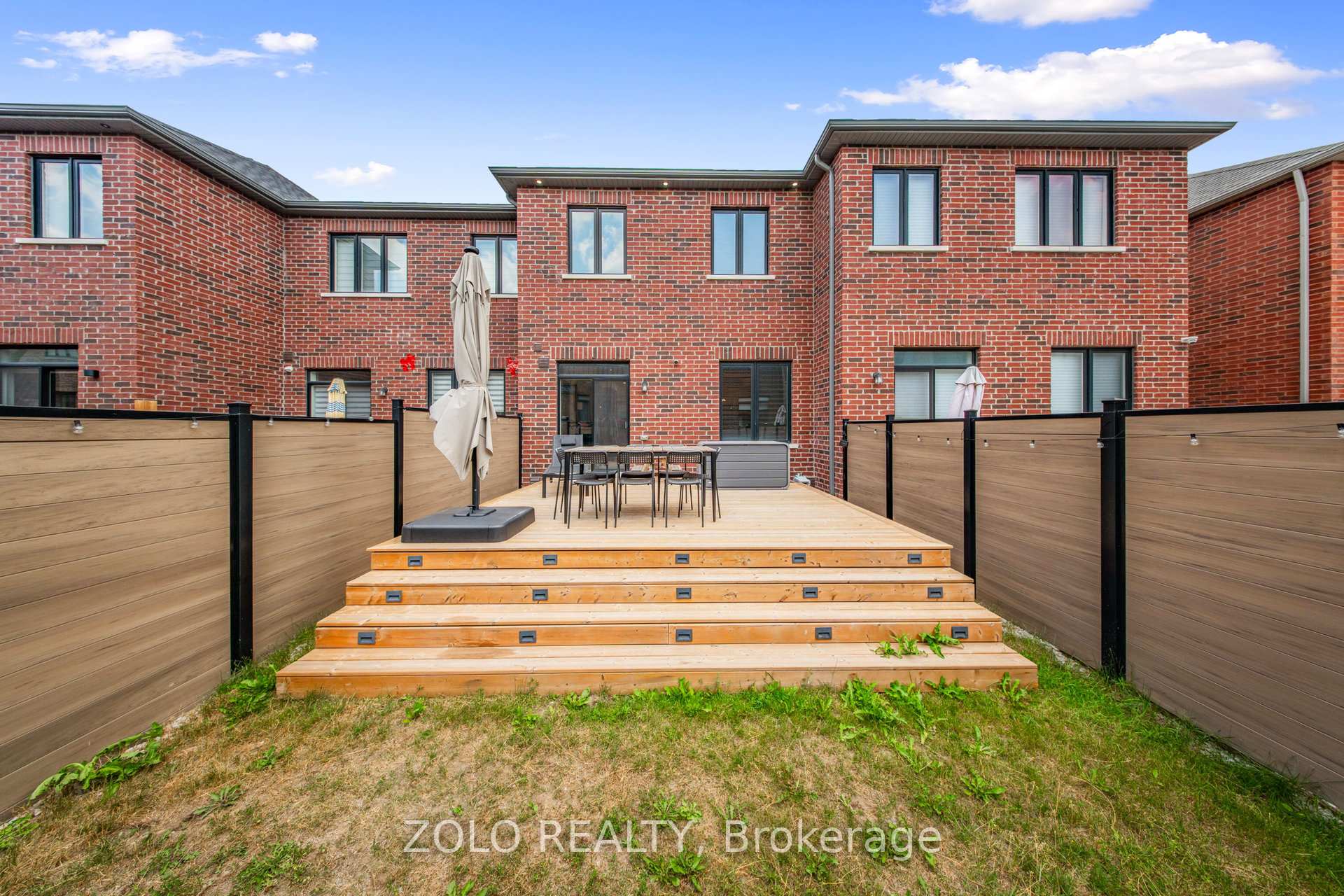 Photo 37 of 576 Barons Street, Vaughan, Kleinburg — HOMEH