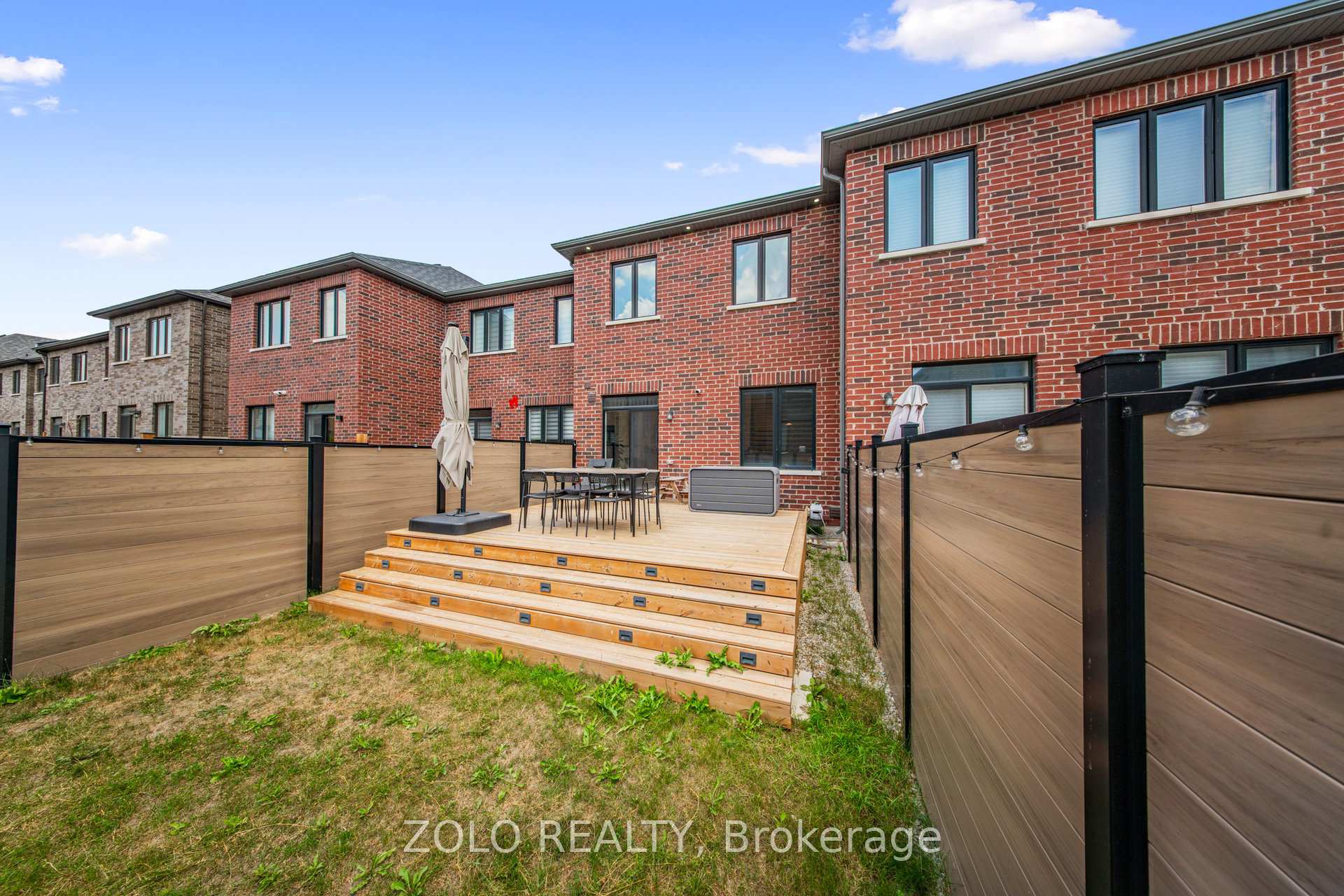 Photo 38 of 576 Barons Street, Vaughan, Kleinburg — HOMEH