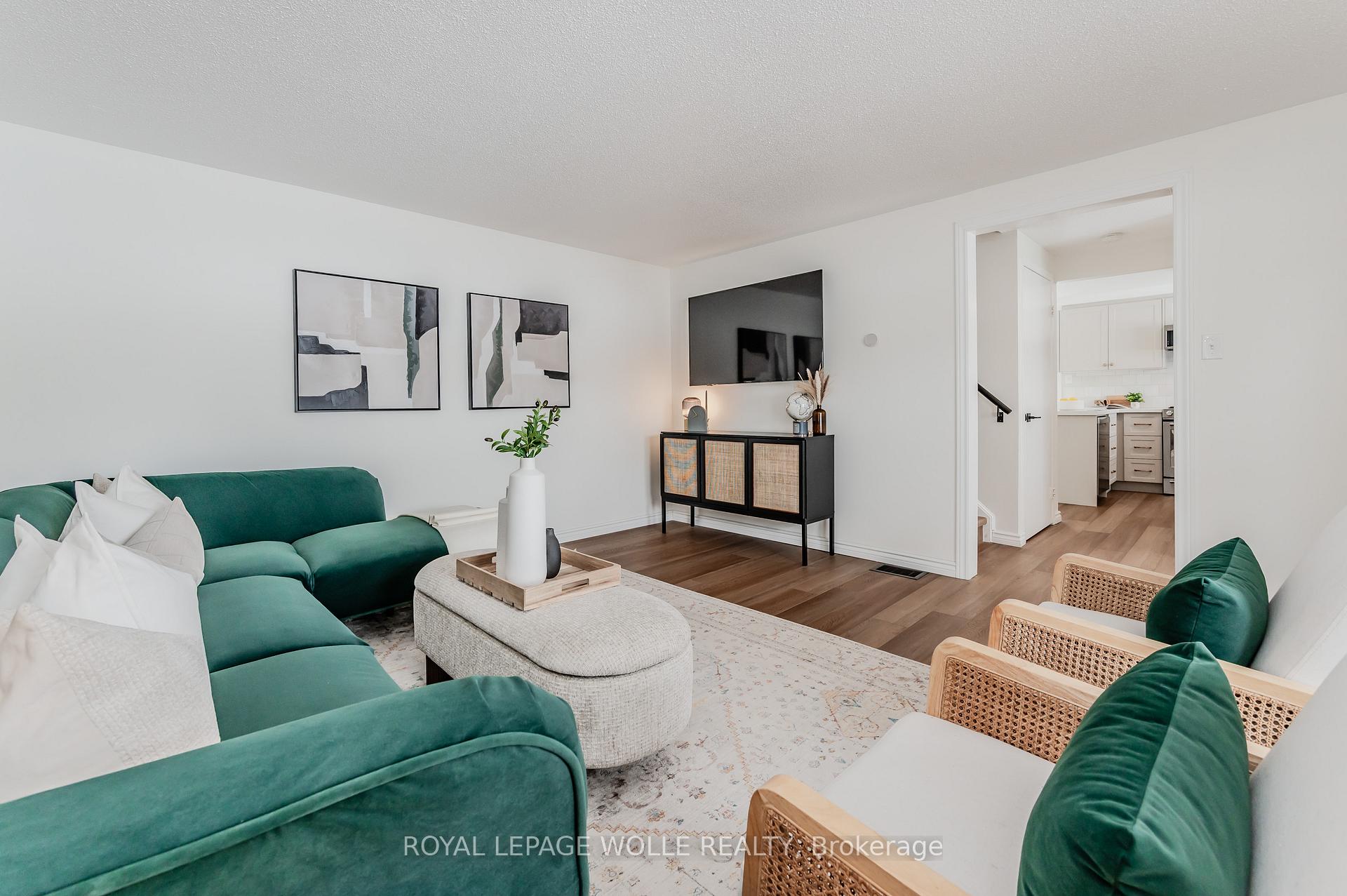 Photo 6 of 136 Cornerbrook Crescent, Waterloo — HOMEH