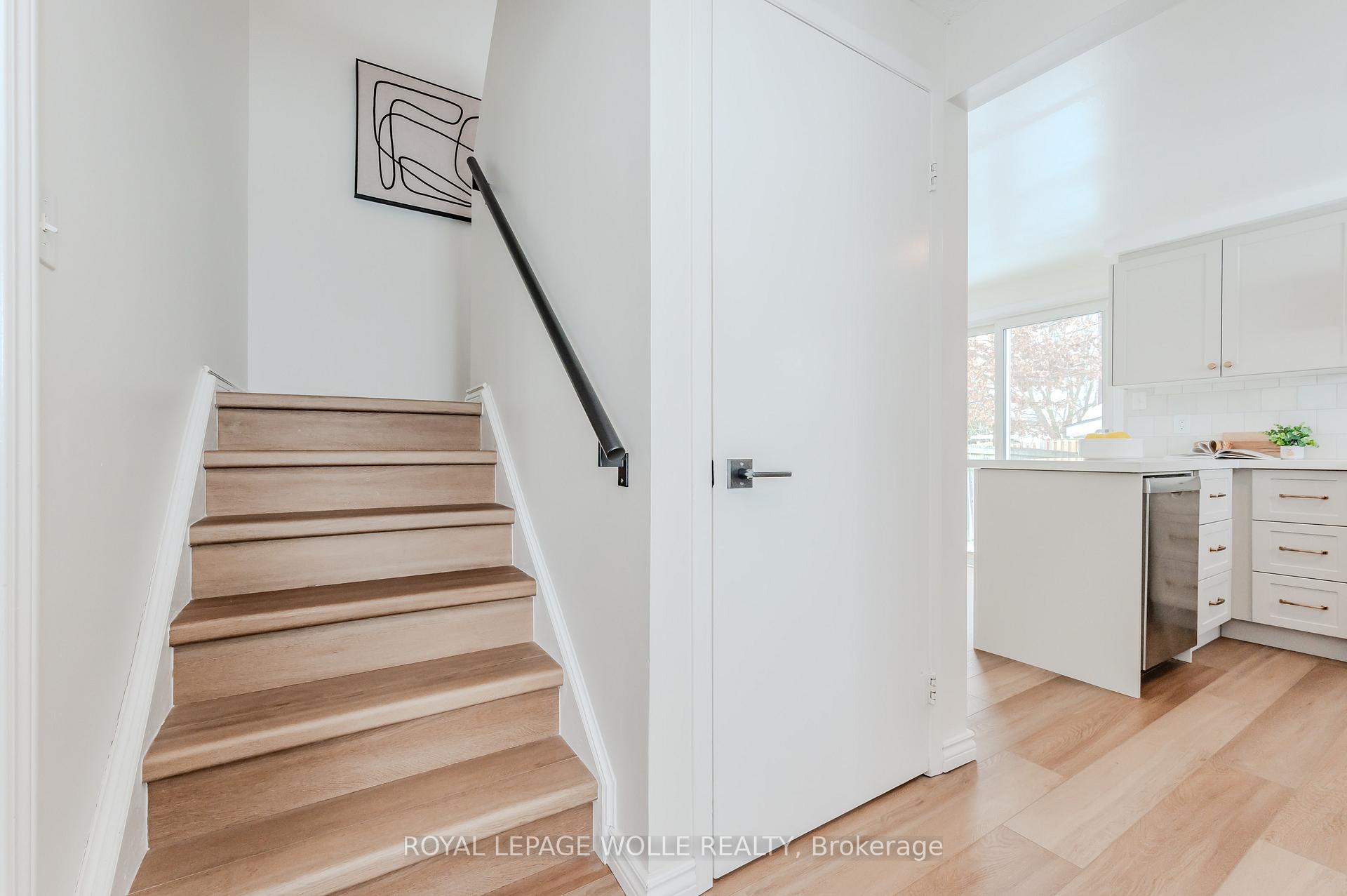 Photo 14 of 136 Cornerbrook Crescent, Waterloo — HOMEH