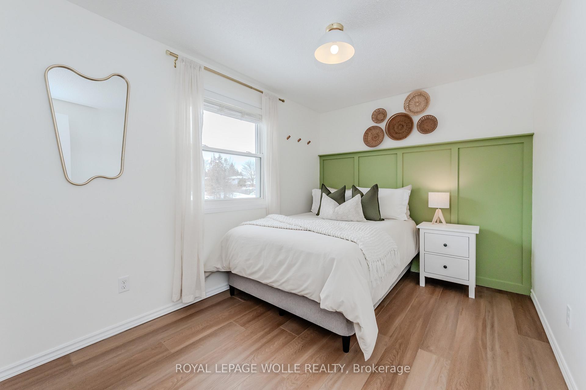 Photo 20 of 136 Cornerbrook Crescent, Waterloo — HOMEH