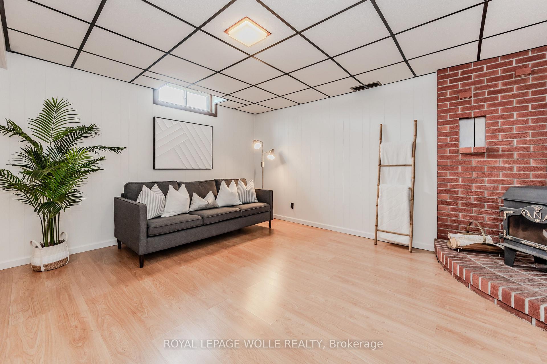 Photo 25 of 136 Cornerbrook Crescent, Waterloo — HOMEH