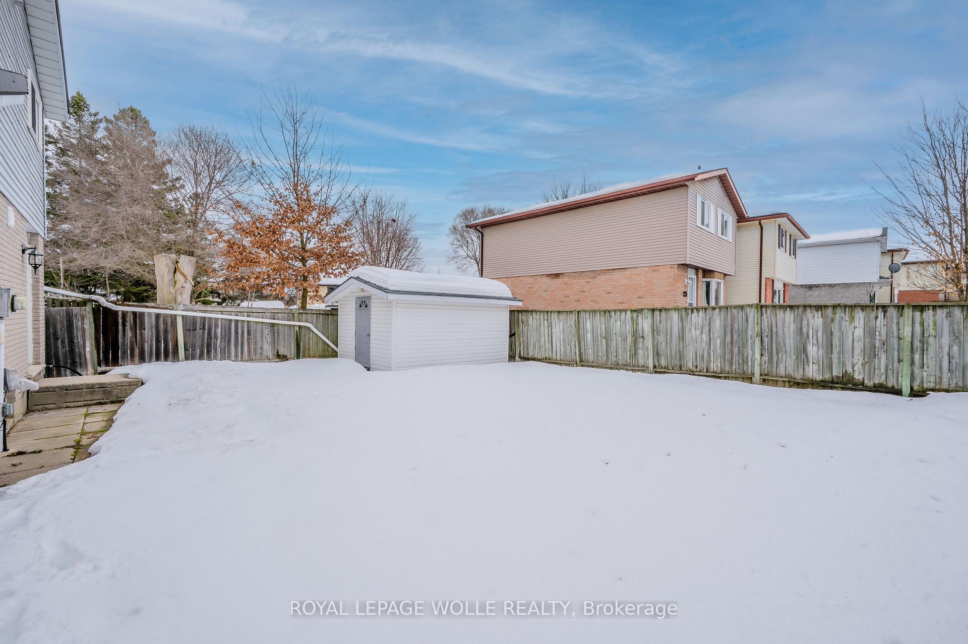 Photo 29 of 136 Cornerbrook Crescent, Waterloo — HOMEH