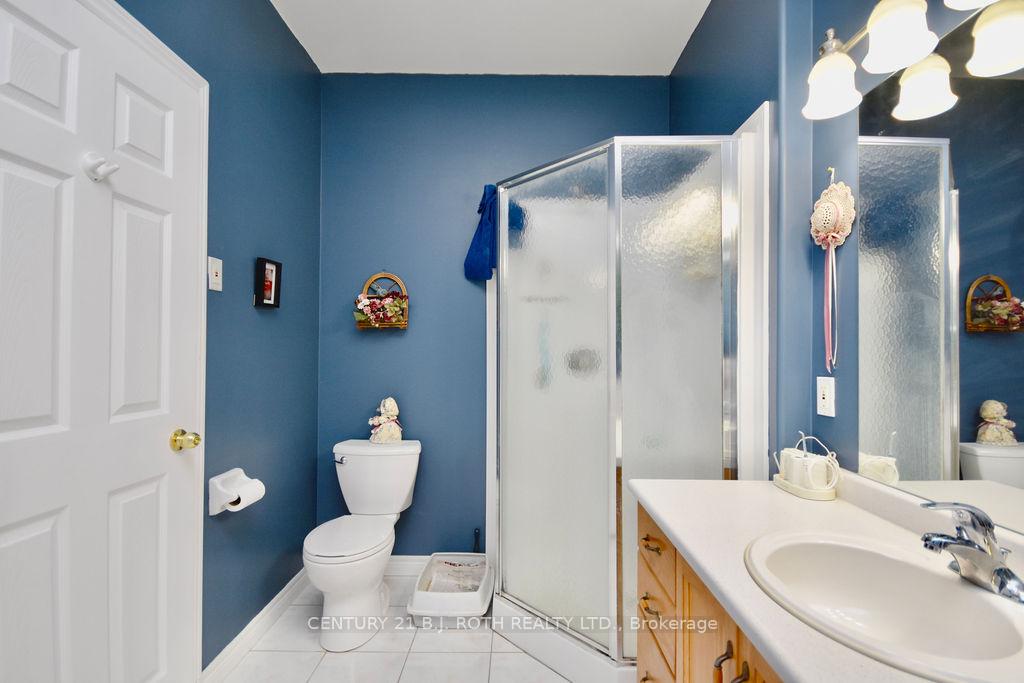 Photo 17 of 263 Dock Road, Barrie, South Shore — HOMEH