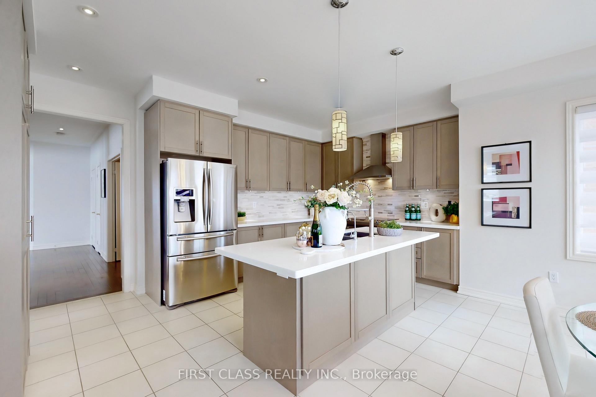 Photo 10 of 281 Wilfred Murison Avenue, Markham, Berczy — HOMEH