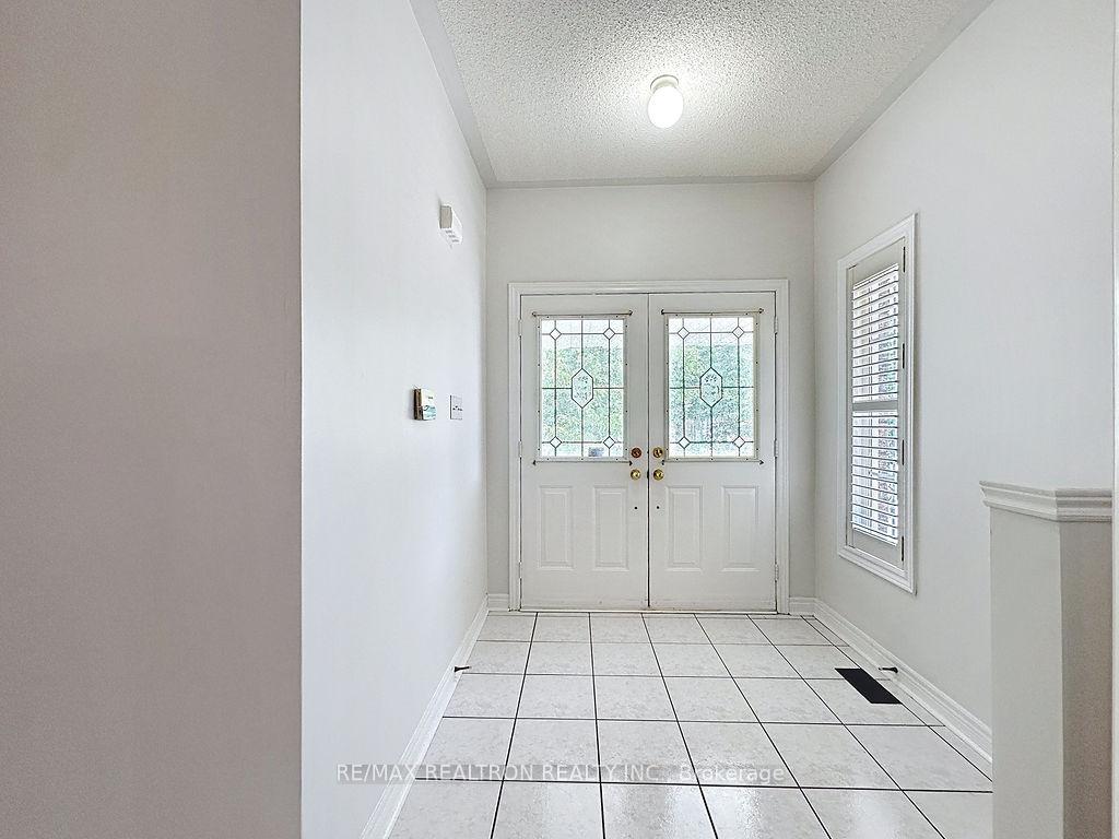 Photo 6 of 6 Belwood Boulevard, Vaughan, Patterson — HOMEH
