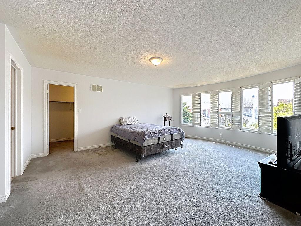 Photo 24 of 6 Belwood Boulevard, Vaughan, Patterson — HOMEH