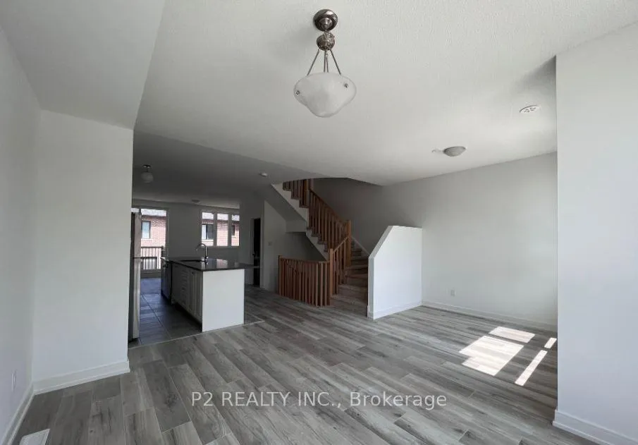 Photo 7 of 45 Red Maple Lane, Barrie, Innis-Shore — HOMEH