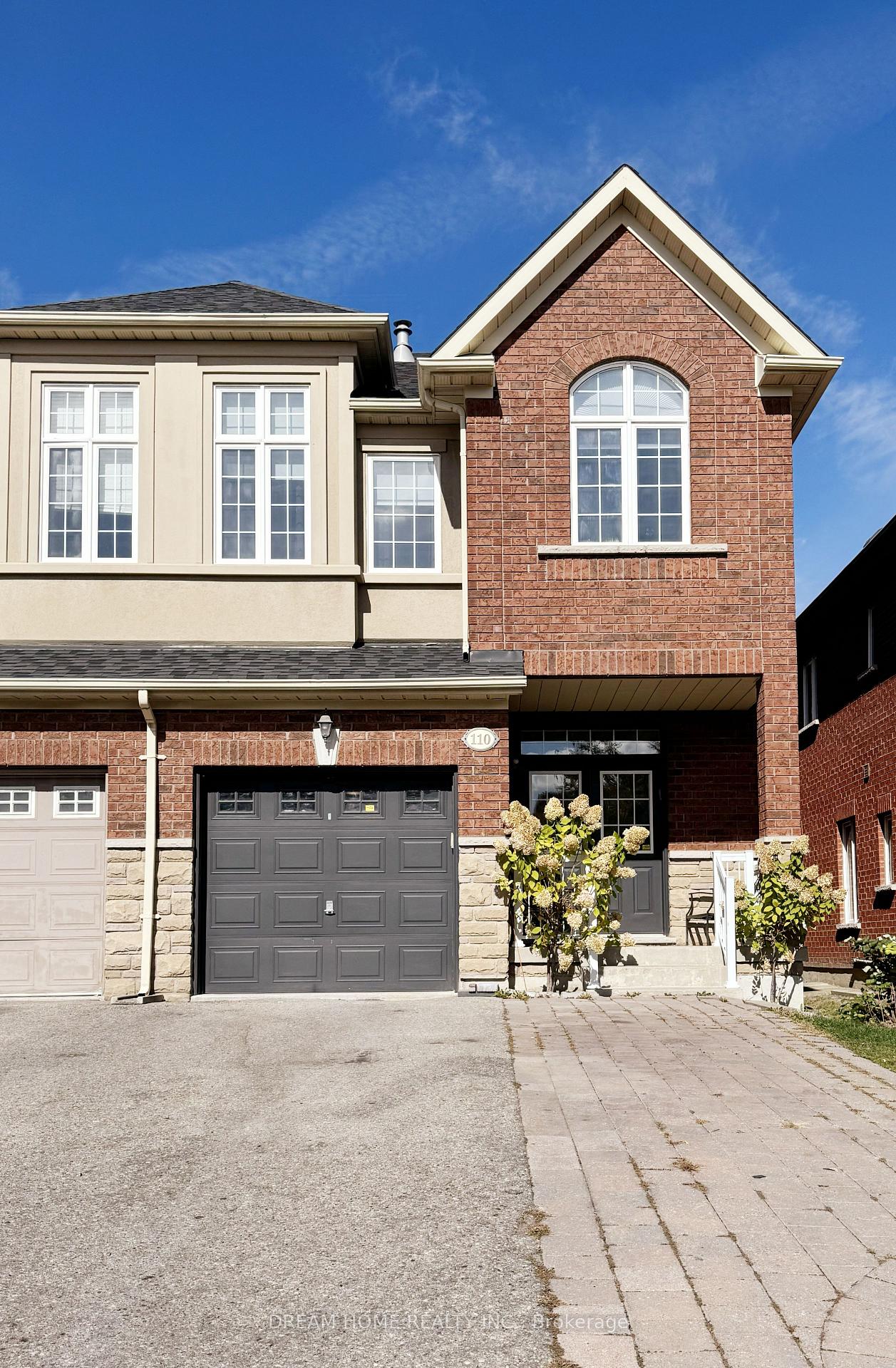 Photo 1 of 110 Autumn Hill Boulevard, Vaughan, Patterson — HOMEH