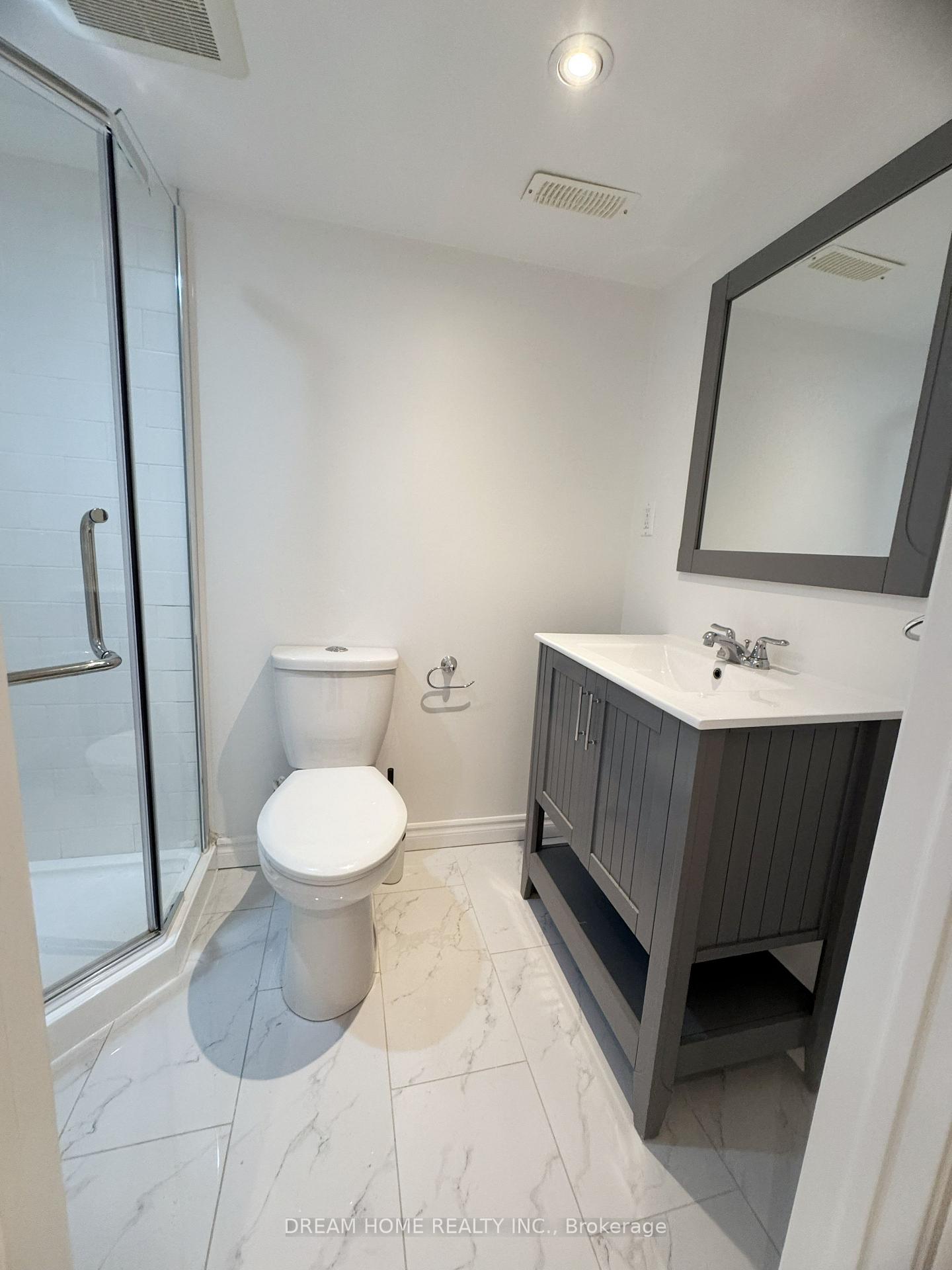 Photo 20 of 110 Autumn Hill Boulevard, Vaughan, Patterson — HOMEH