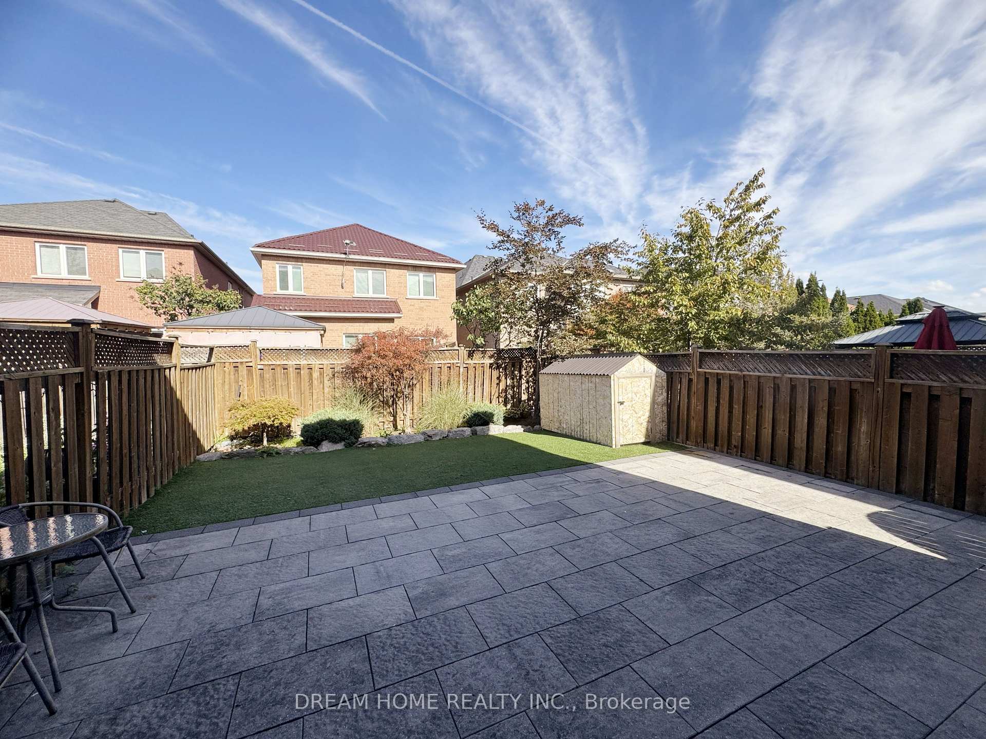 Photo 21 of 110 Autumn Hill Boulevard, Vaughan, Patterson — HOMEH