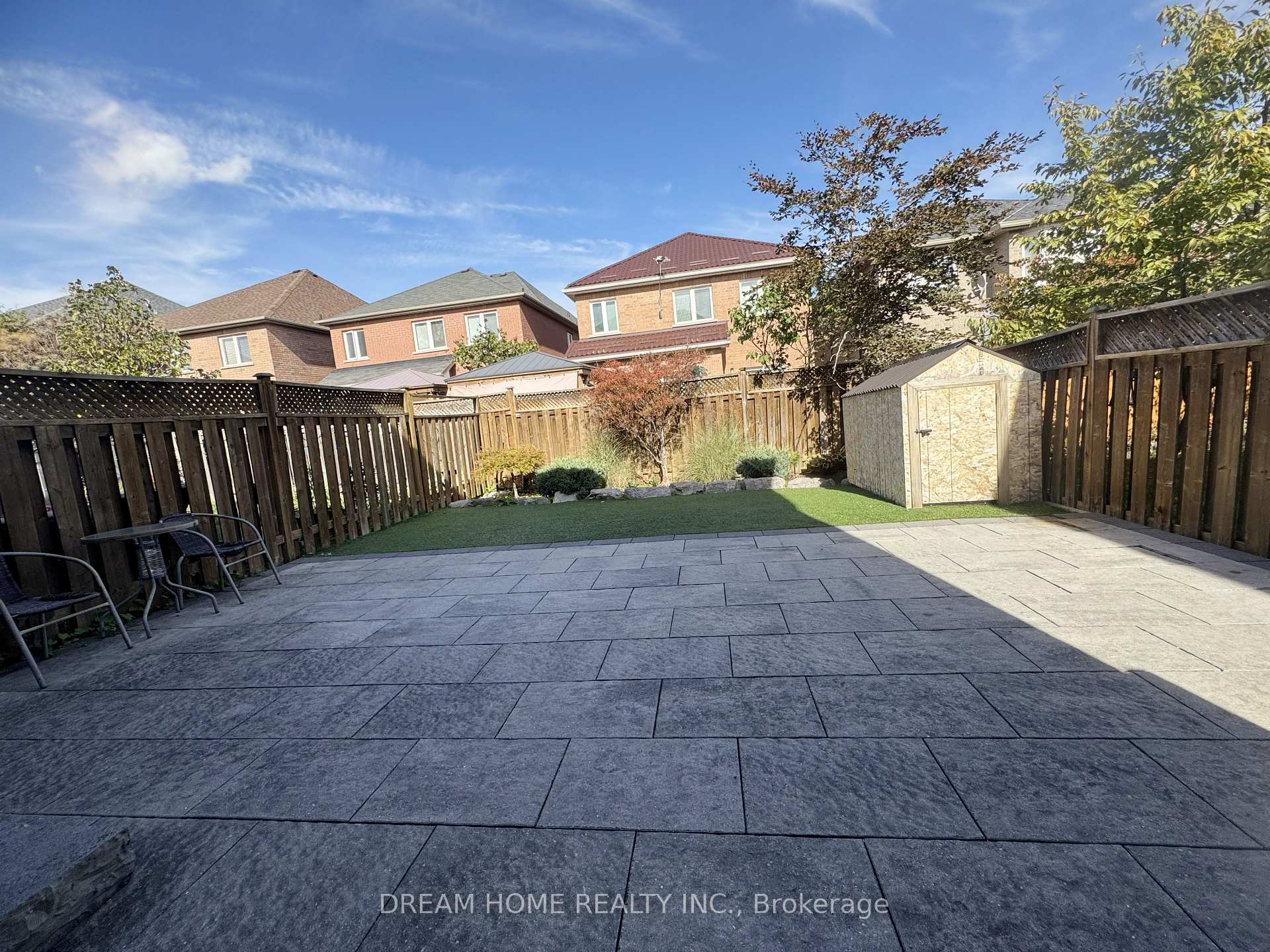 Photo 22 of 110 Autumn Hill Boulevard, Vaughan, Patterson — HOMEH