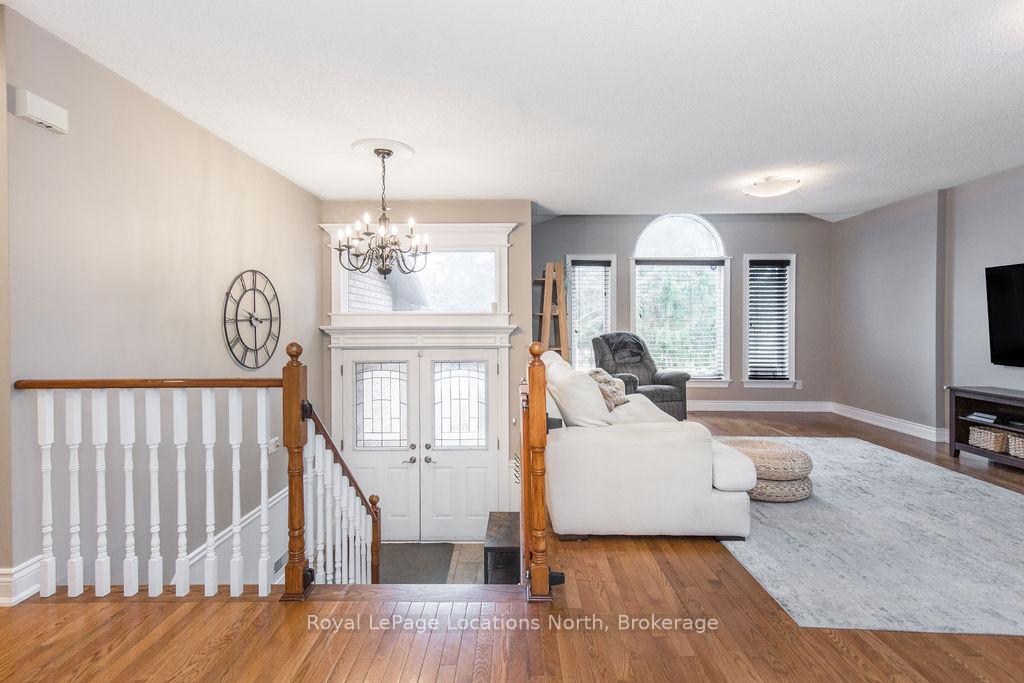 Photo 4 of 158 Fernbrook Drive, Wasaga Beach — HOMEH
