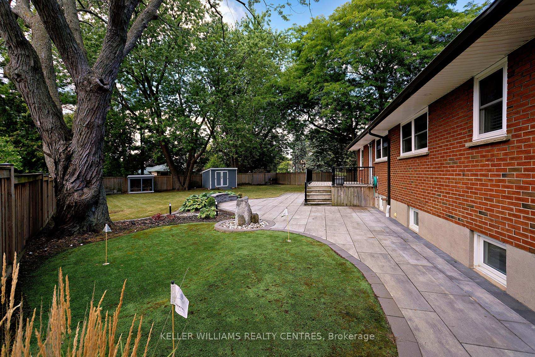 Photo 22 of 900 Henry Street, Whitby, Downtown Whitby — HOMEH