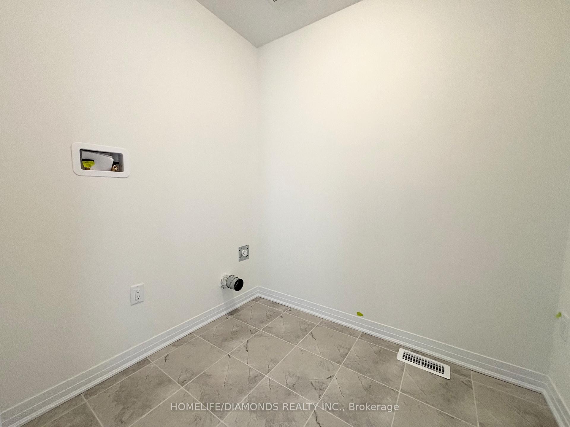 Photo 10 of 92 Varsity Drive, Welland, Dain City — HOMEH