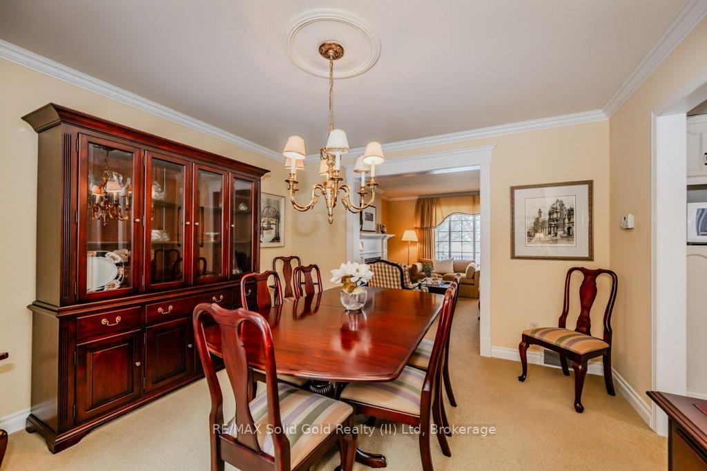 Photo 11 of 457 Brynhurst Boulevard, Waterloo — HOMEH