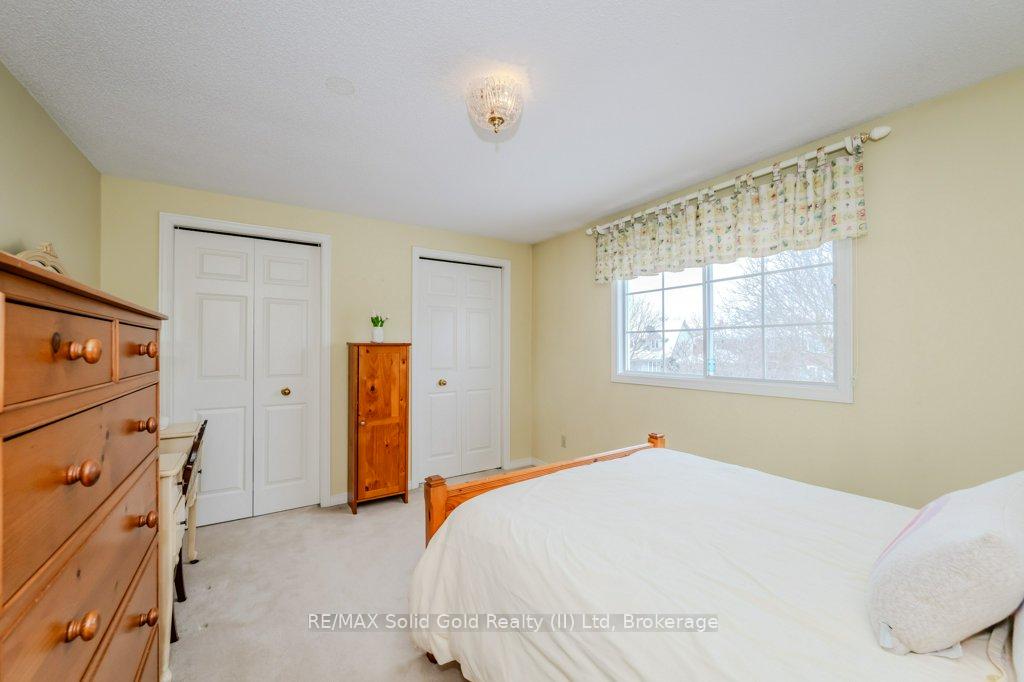 Photo 27 of 457 Brynhurst Boulevard, Waterloo — HOMEH